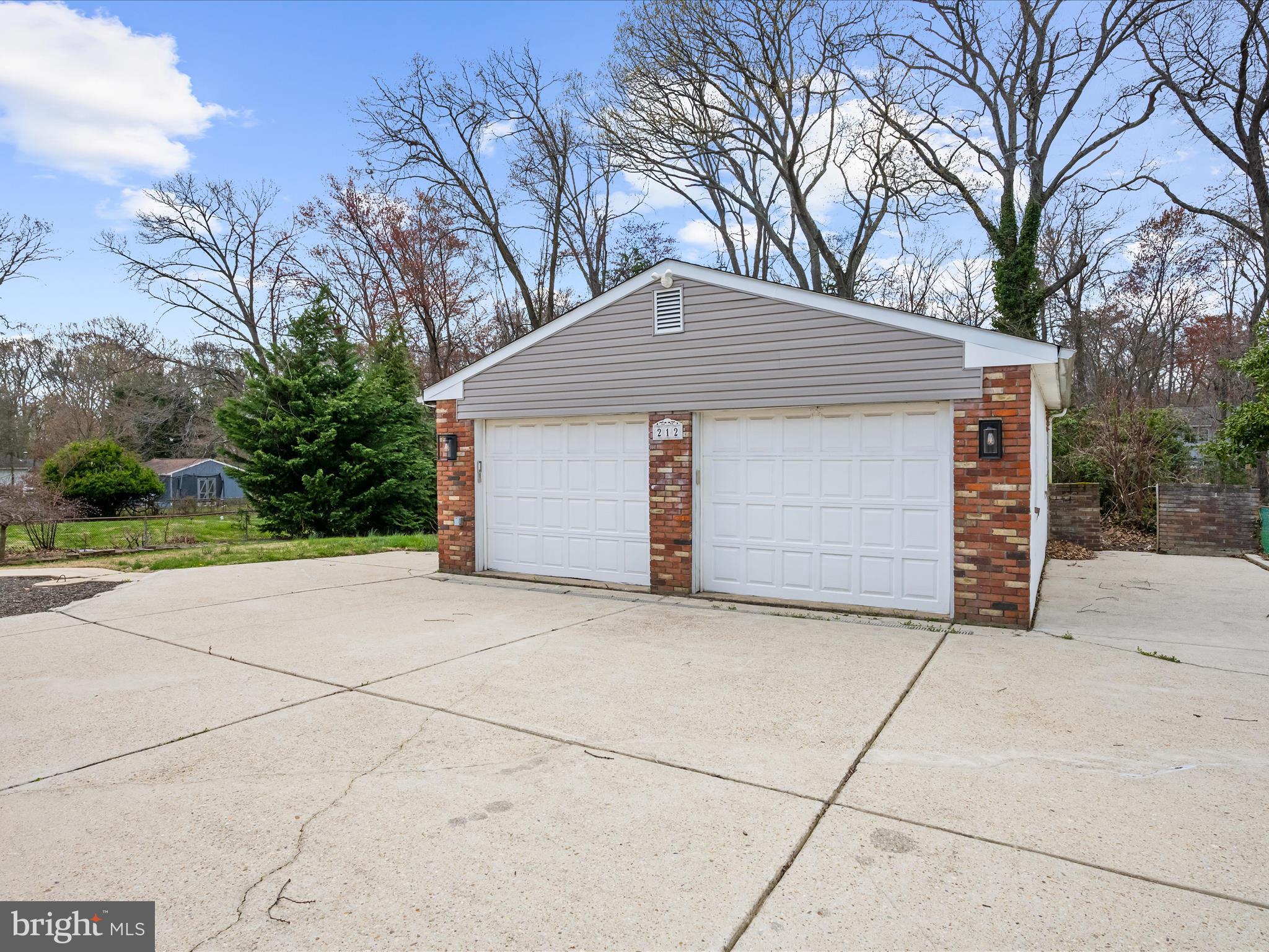 CHELSEA BEACH - Residential