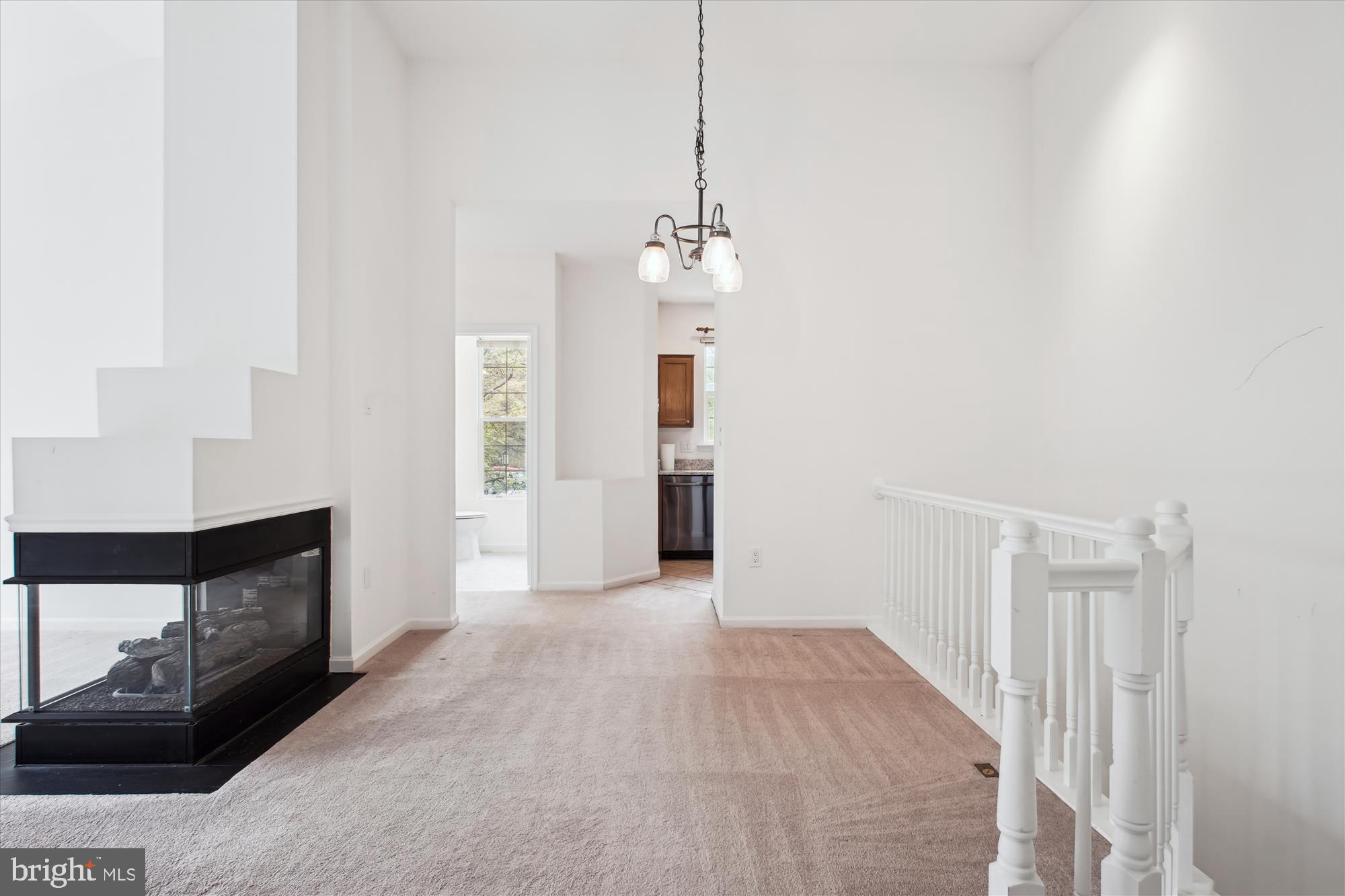 SUTTON RIDGE - Residential Lease