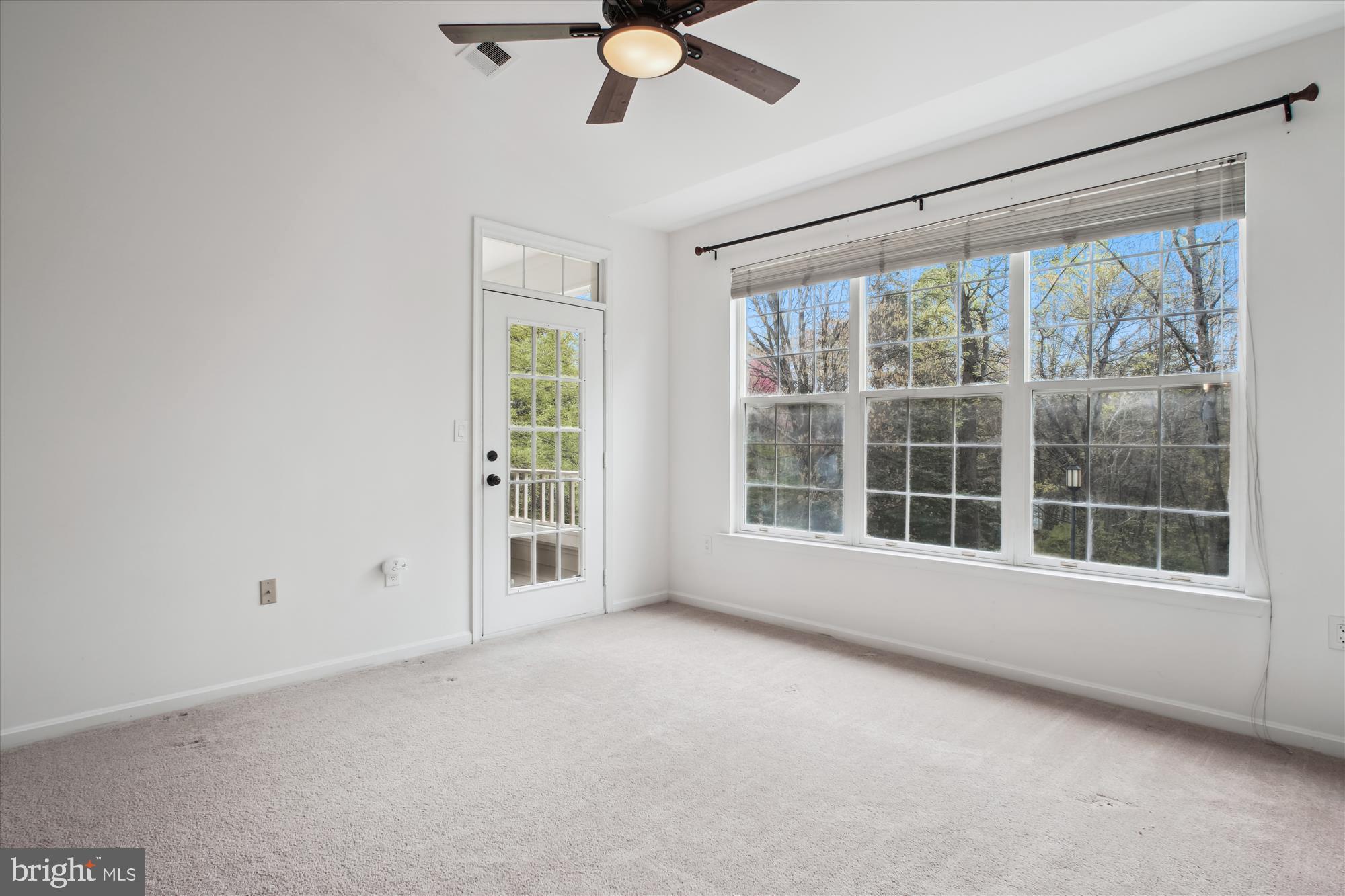 SUTTON RIDGE - Residential Lease