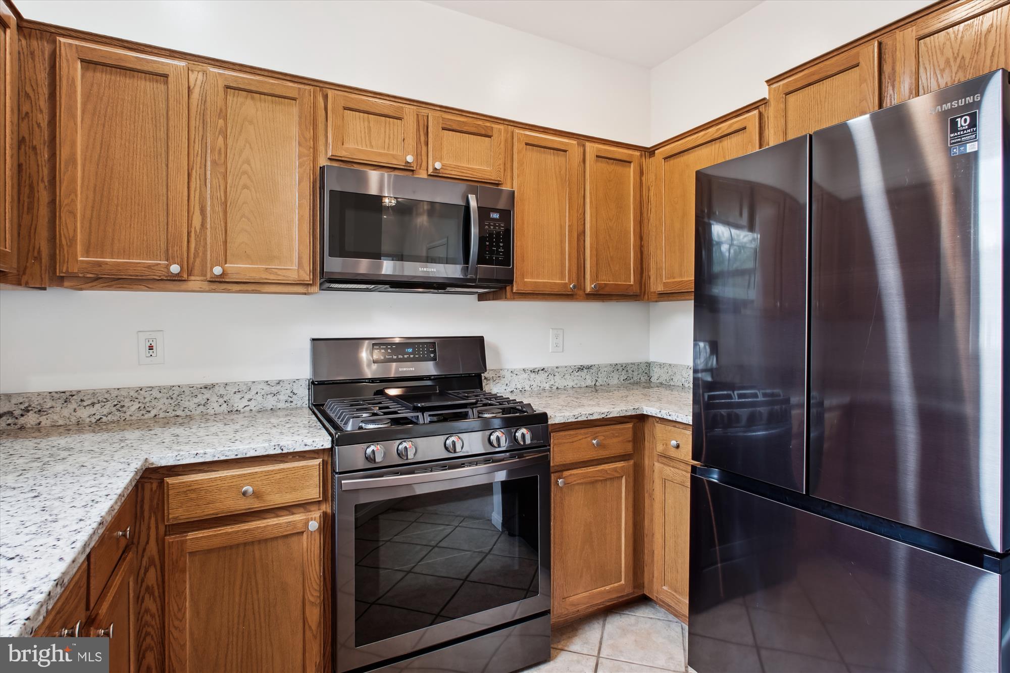 SUTTON RIDGE - Residential Lease