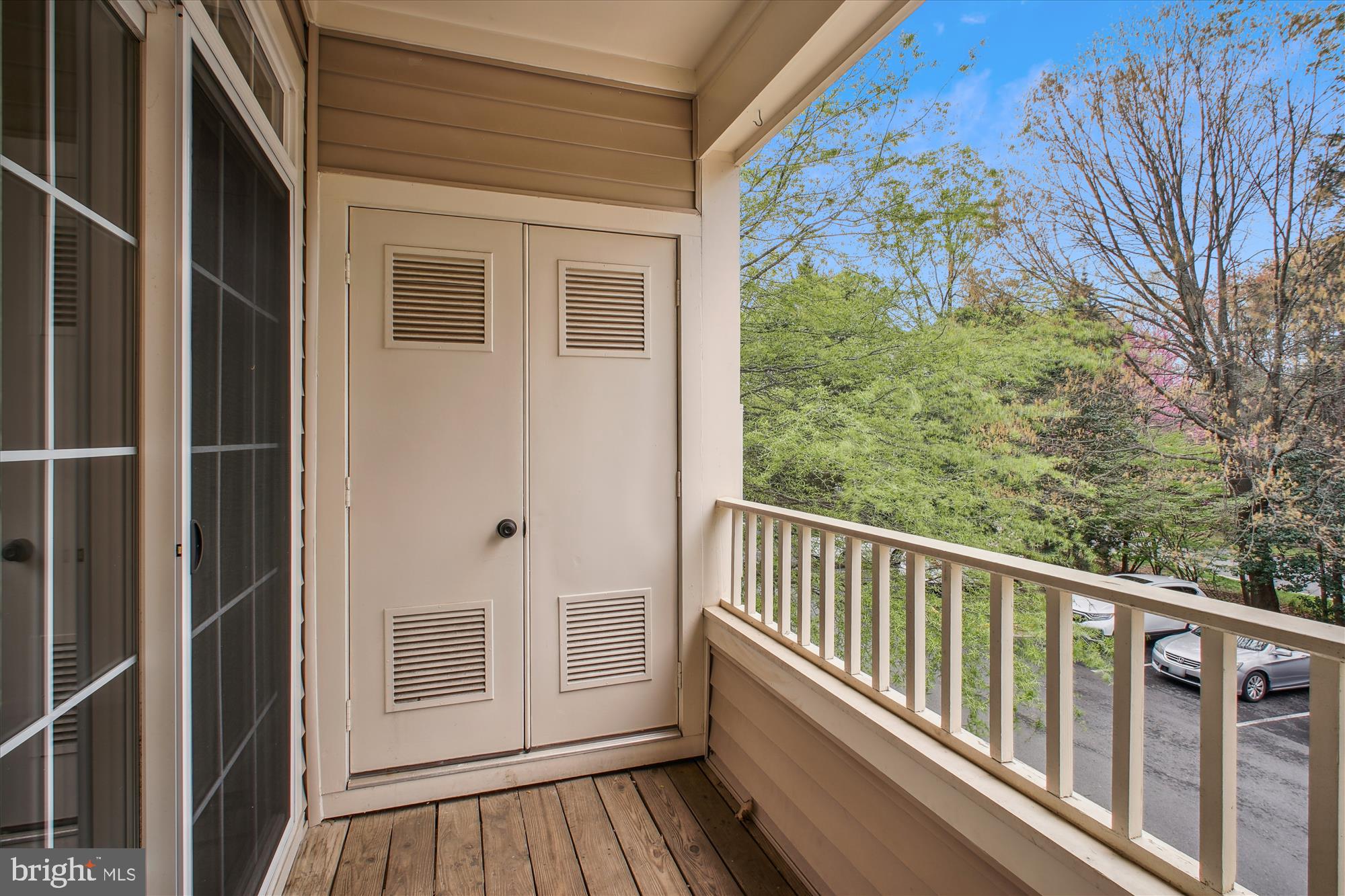 SUTTON RIDGE - Residential Lease