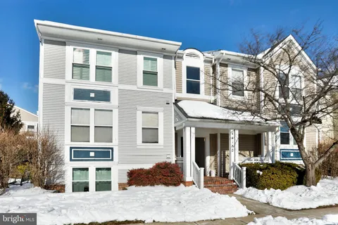 44152 Natalie Terrace Unit 102, Ashburn, VA MLS: VALO2114612