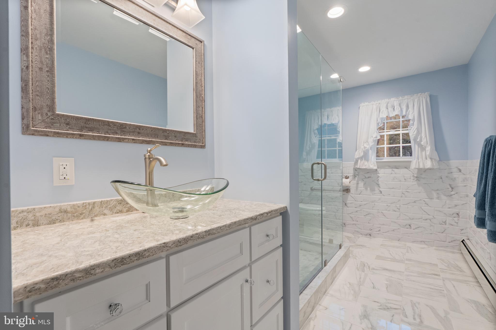 MEADOWYCK - Residential