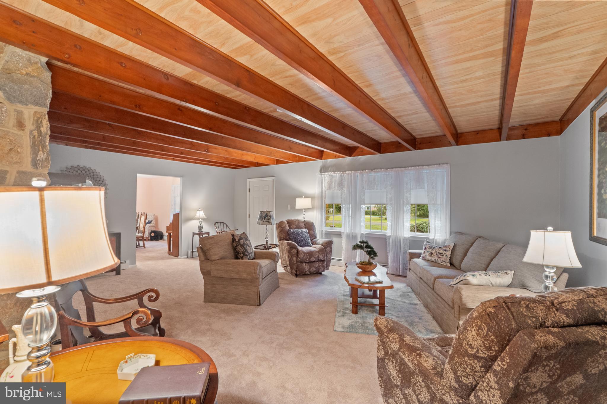 MEADOWYCK - Residential