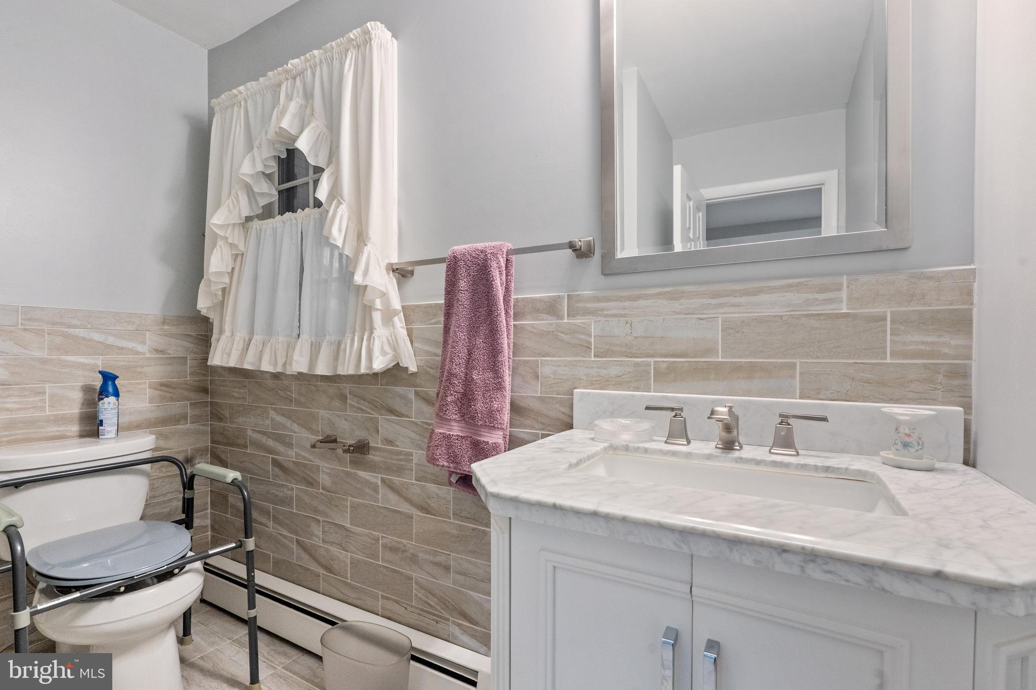 MEADOWYCK - Residential