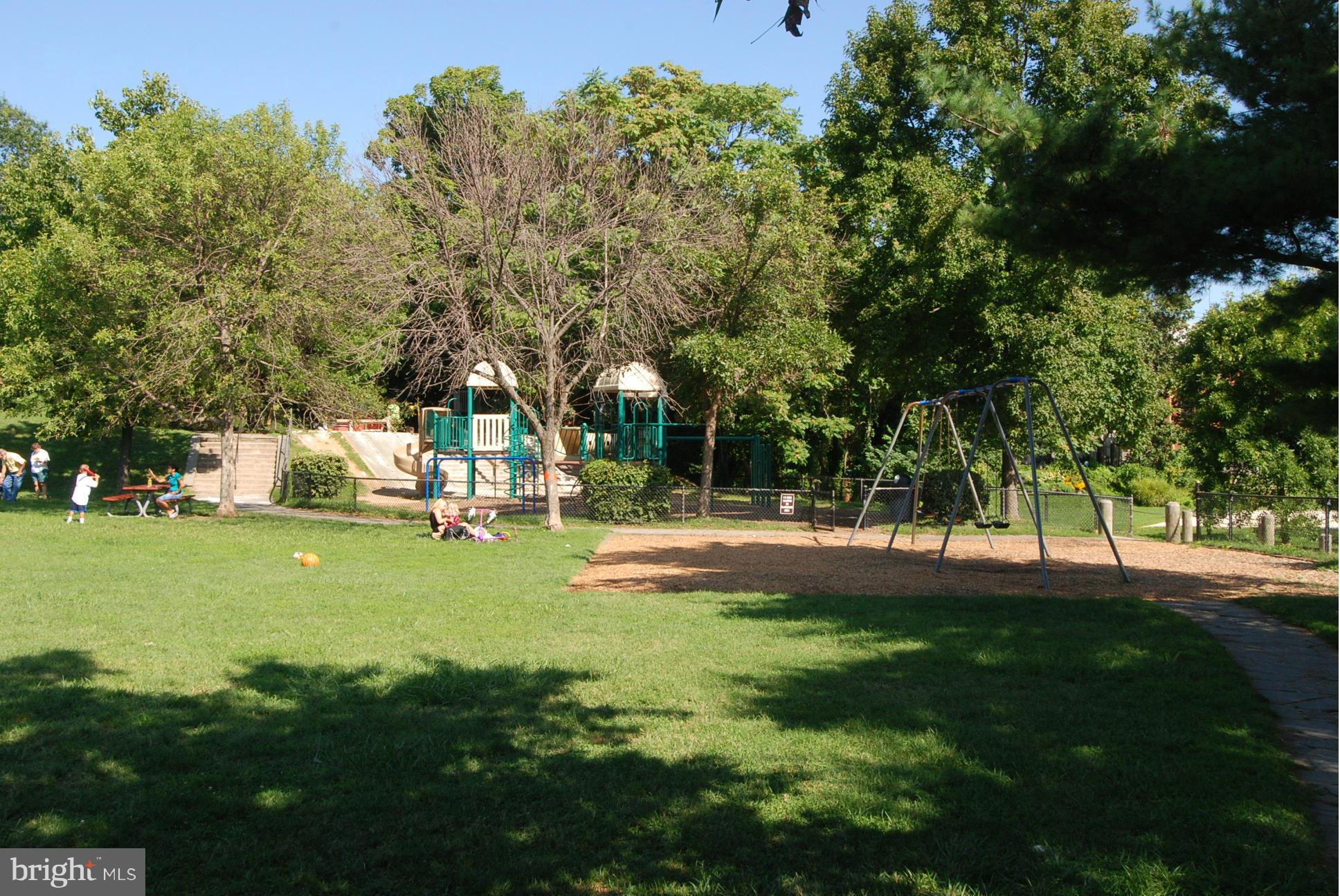 OLD TOWN - Residential Lease