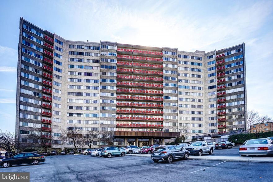 PENDING RELEASE:  GRAB IT WHILE IT LASTS.... Beautifully updated one-bedroom condo with laminate flooring throughout, updated bathroom, kitchen cabinets, appliances, and much more. Very bright unit with balcony off of the living room. Close to Van Dorn metro station, 395, and shopping centers. The bedroom has a large walk-in closet and large windows. Steps from Holmes Run Trails