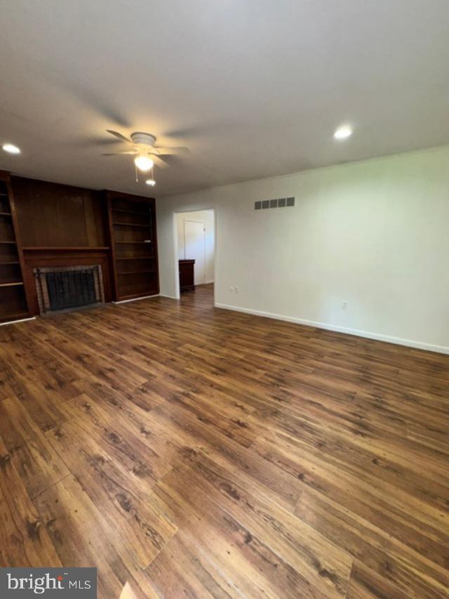 411 S WALNUT STREET 4