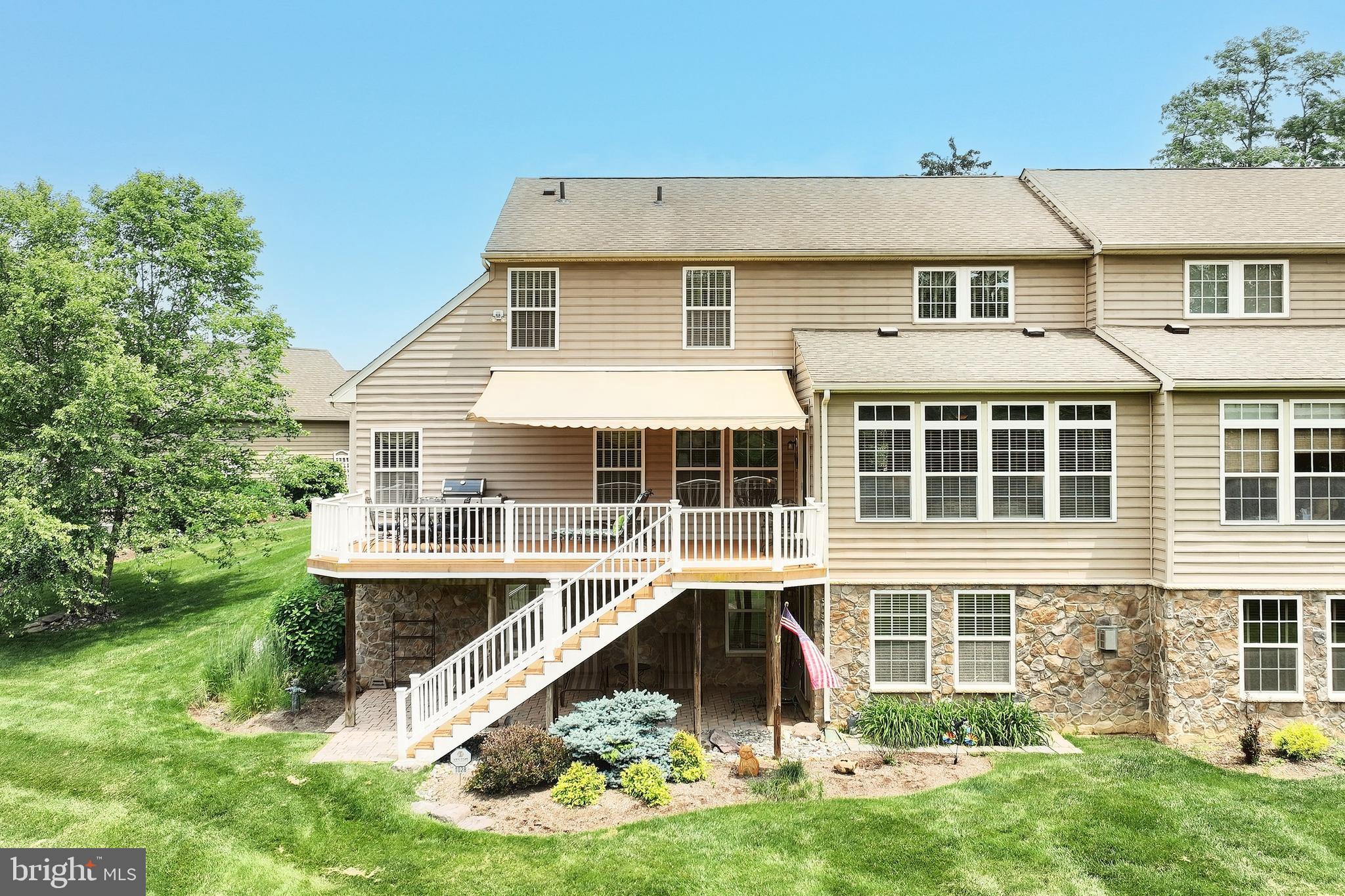 1028 STREAM VIEW LANE