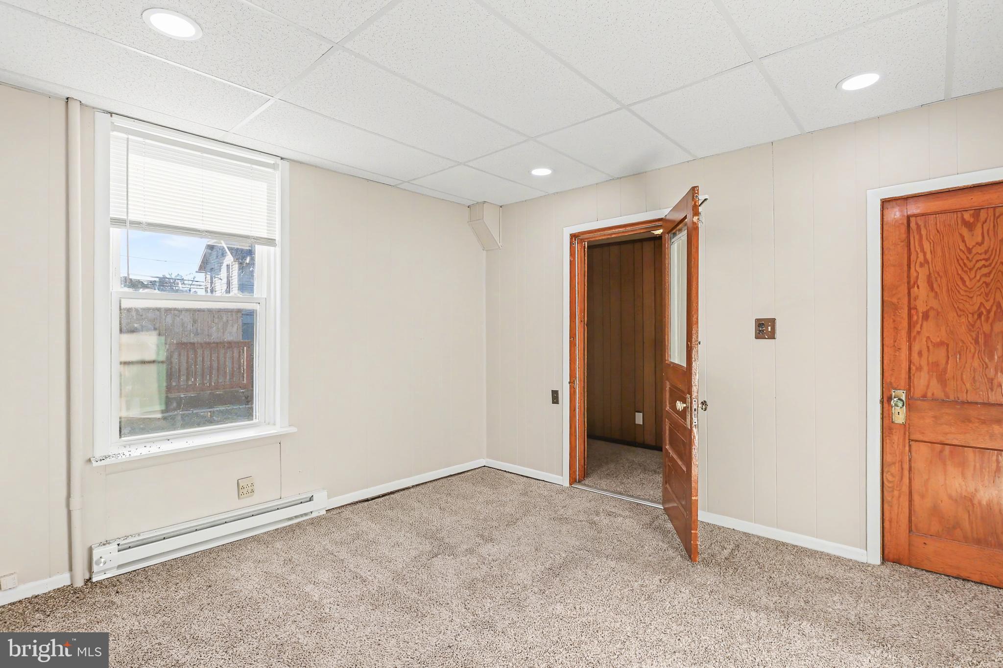 421 6TH STREET 1ST FLOOR