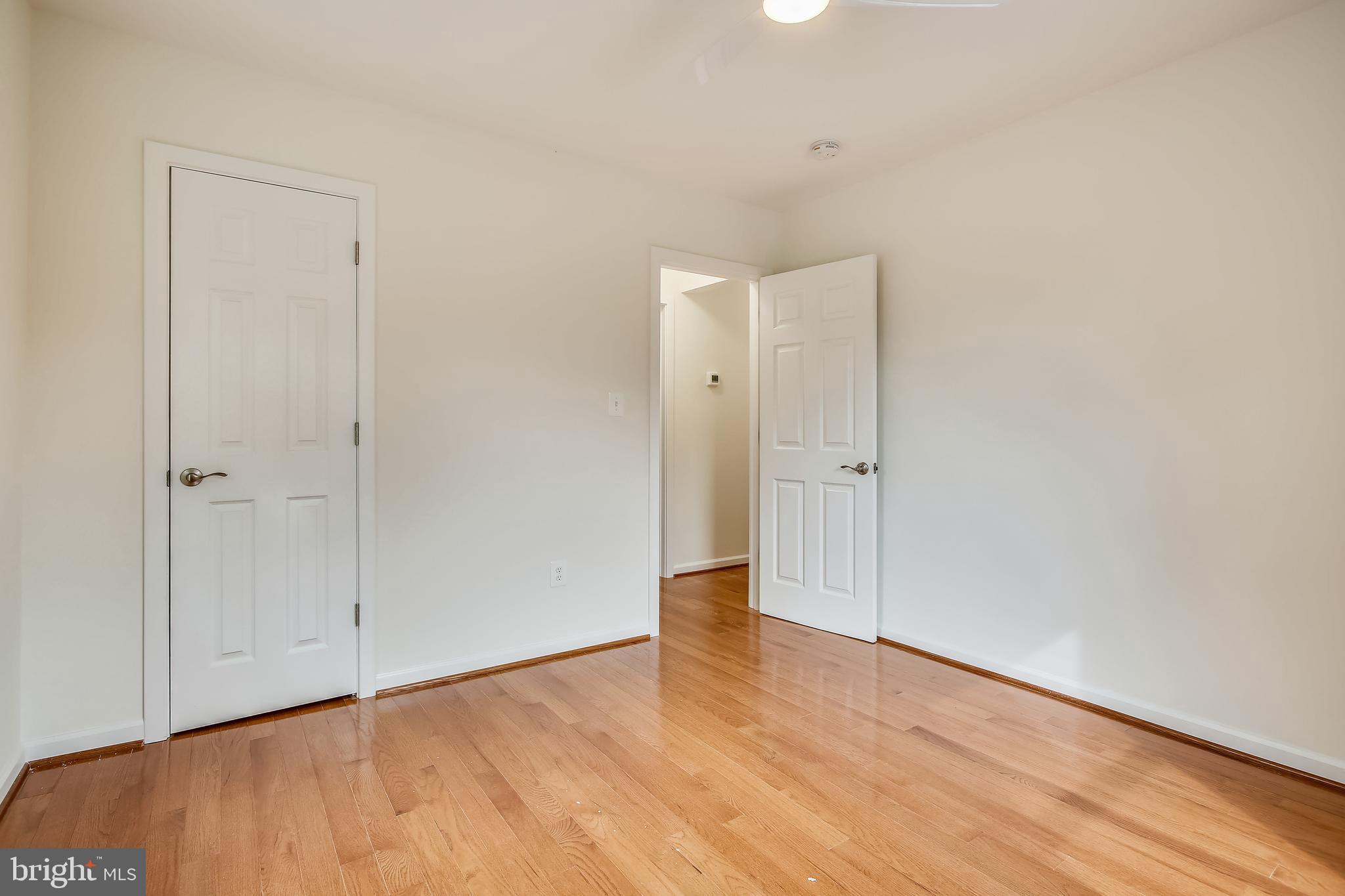 CLARENDON - Residential Lease