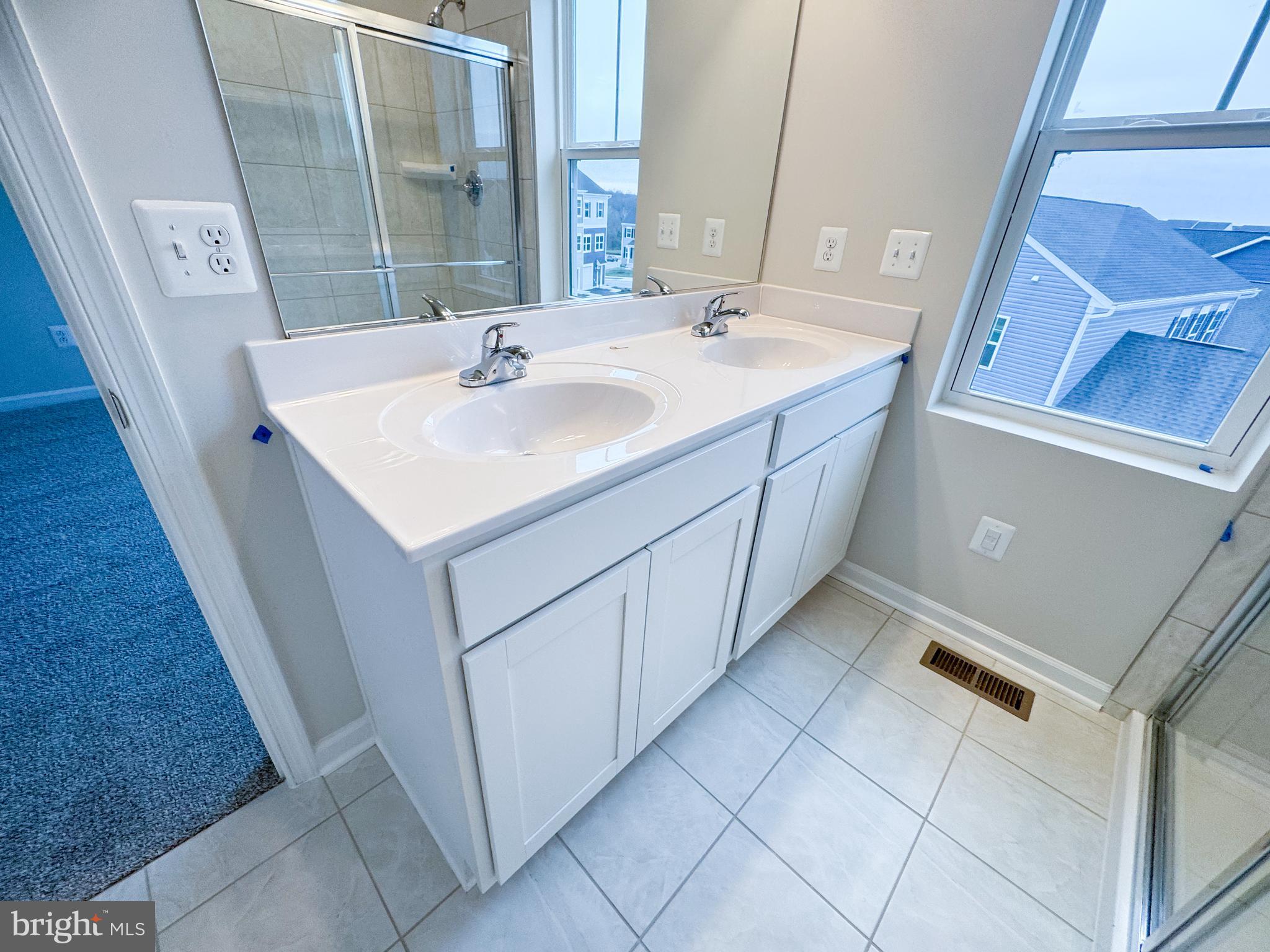 SNOWDEN BRIDGE - Residential