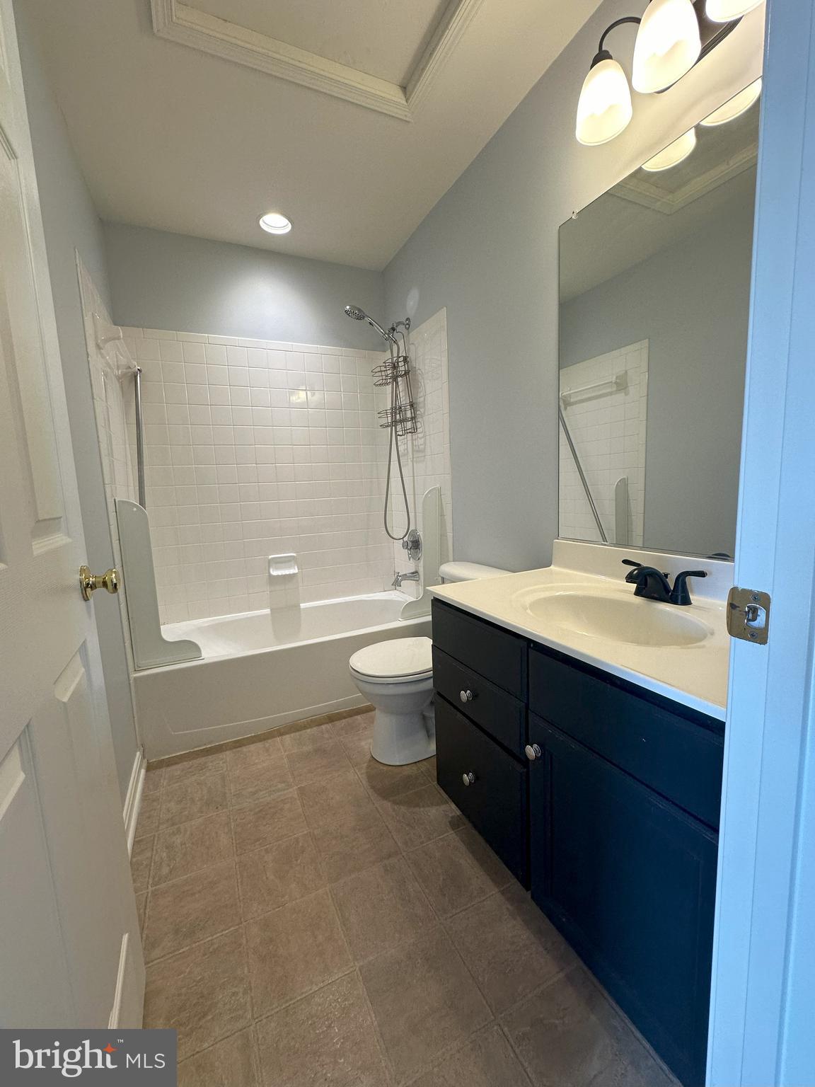 OXBOW ESTATES - Residential Lease