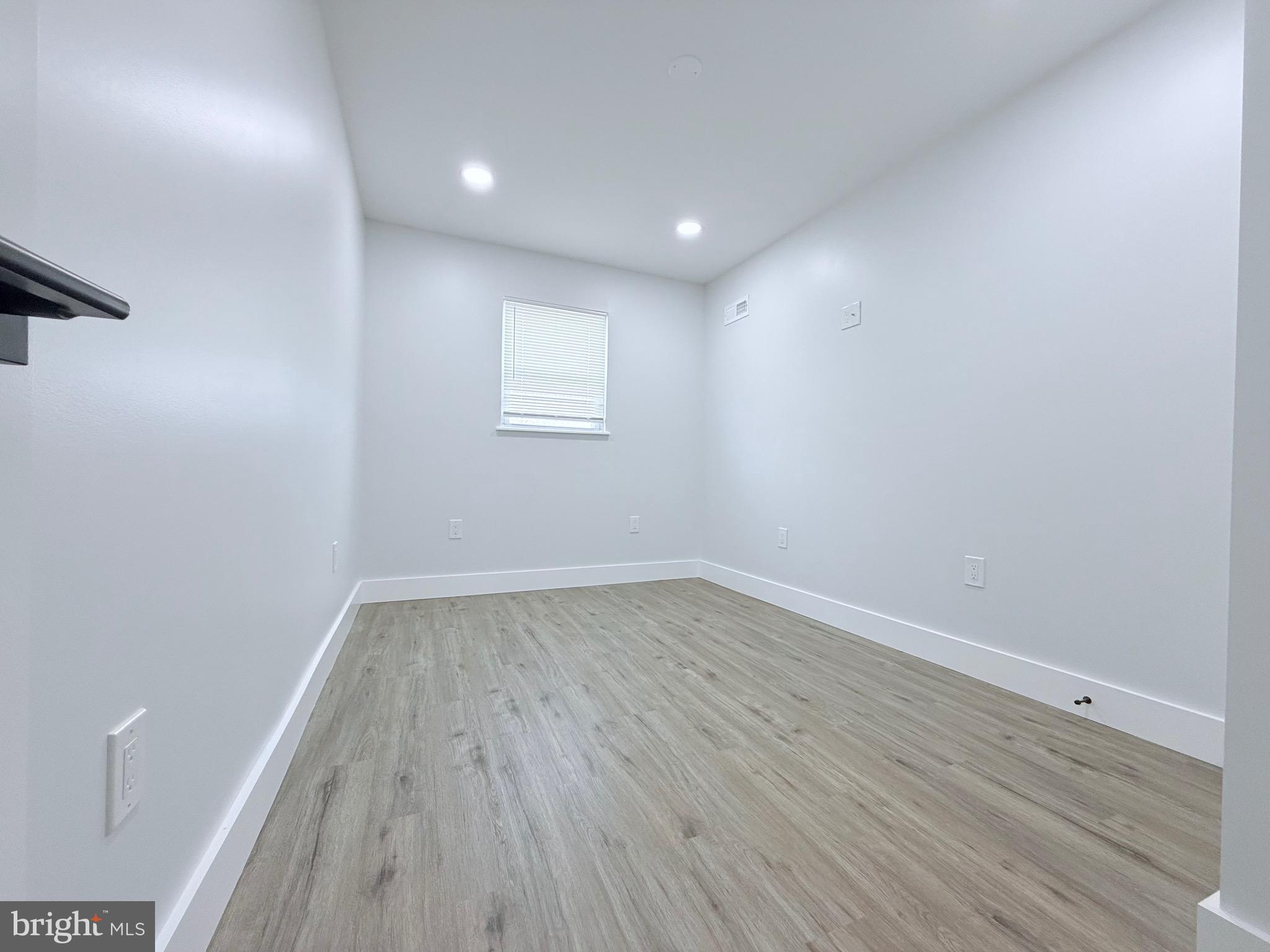 CHESTER CITY - Residential