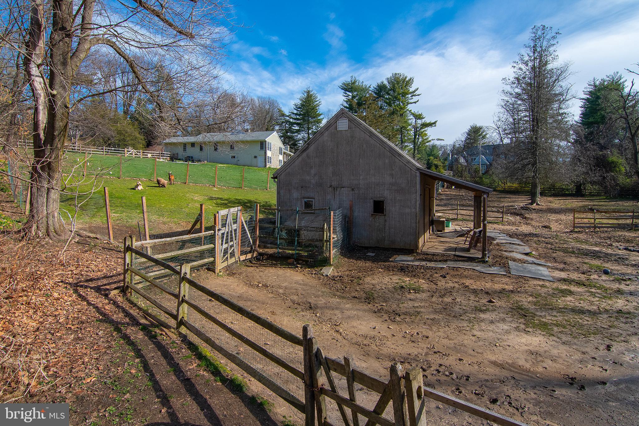 GLADWYNE - Residential