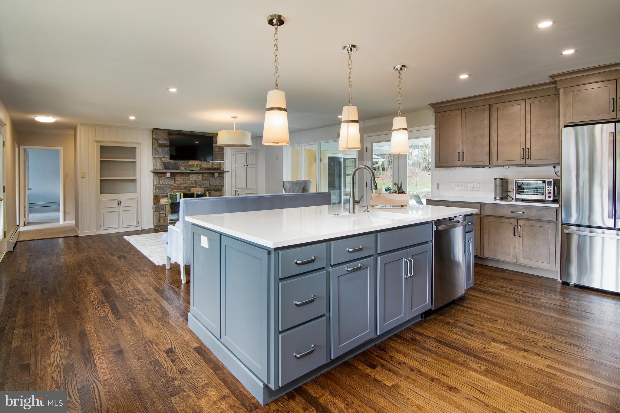 GLADWYNE - Residential