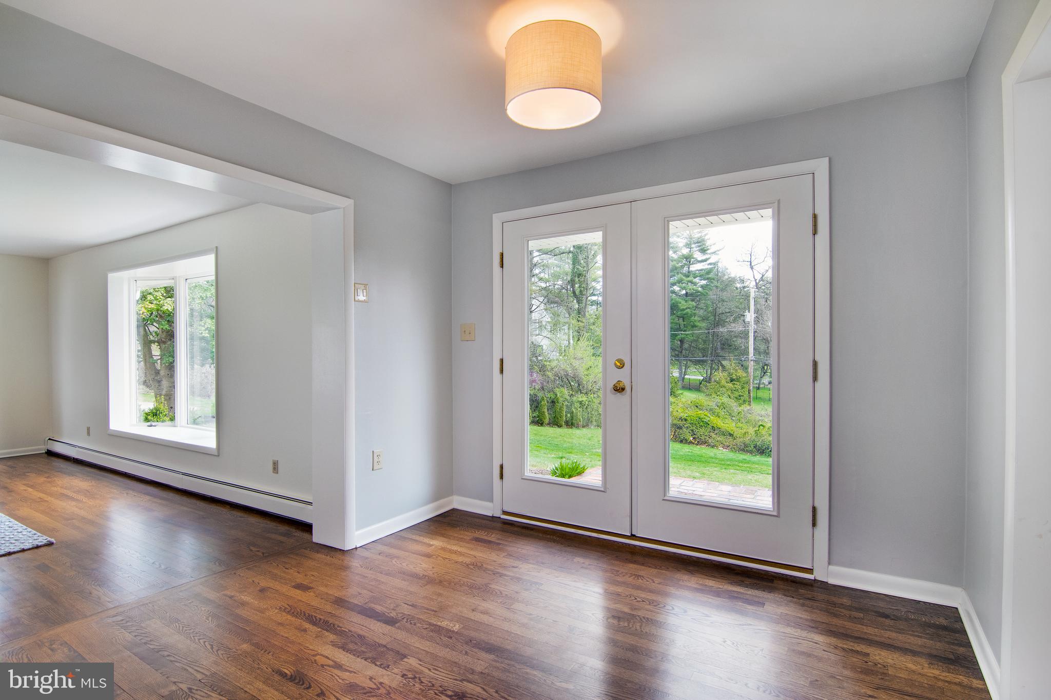 GLADWYNE - Residential