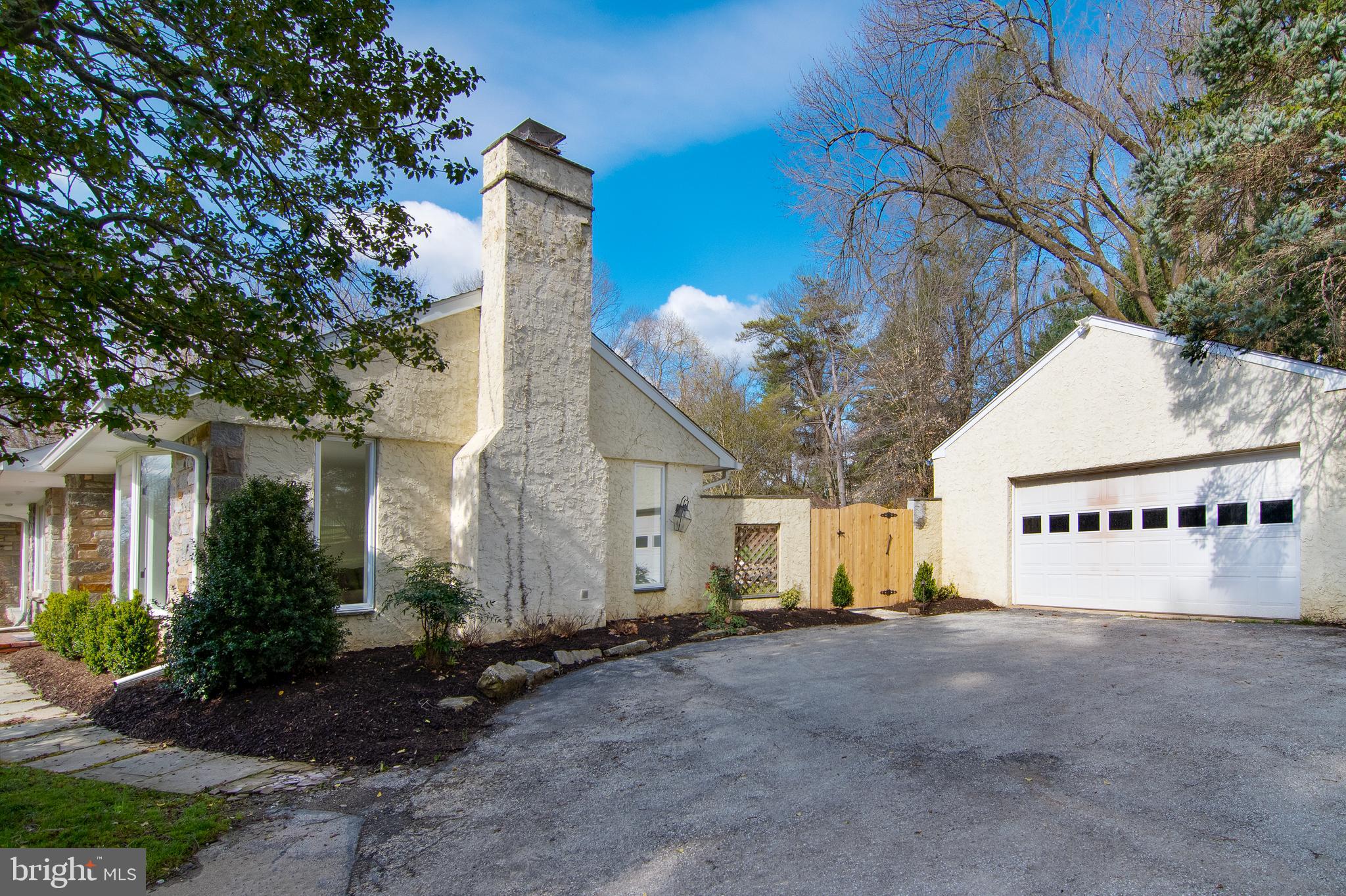 GLADWYNE - Residential