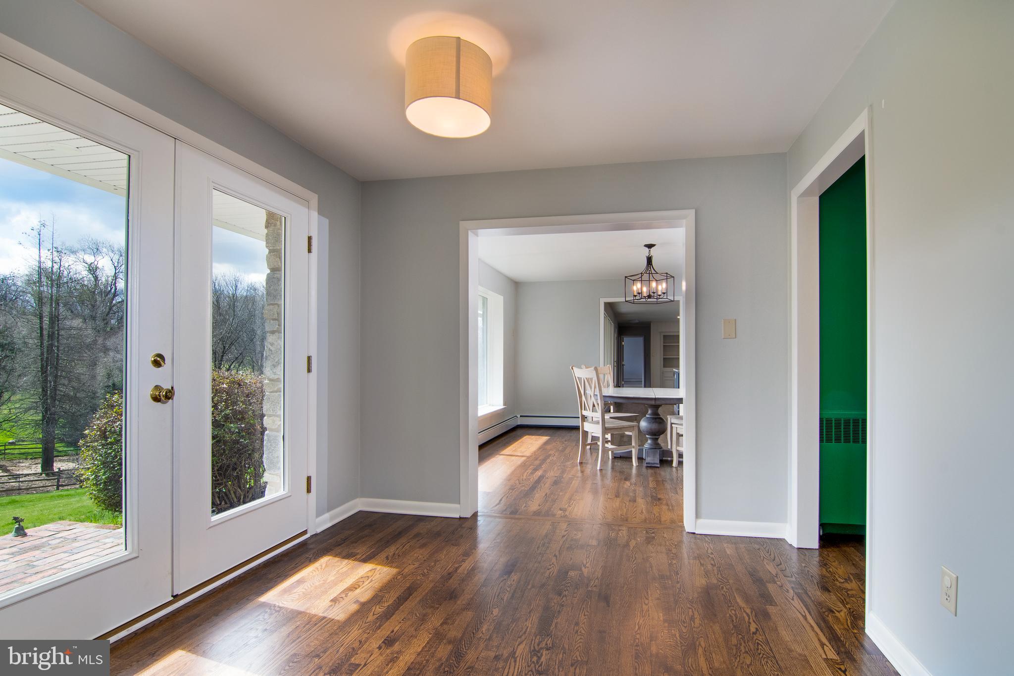 GLADWYNE - Residential