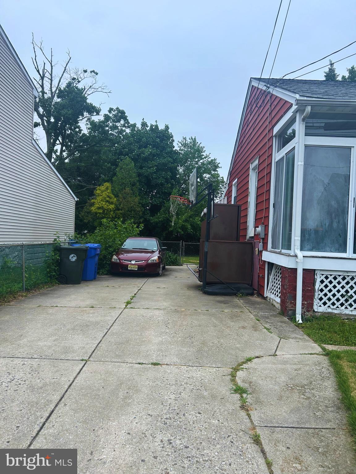 828 WOOD STREET