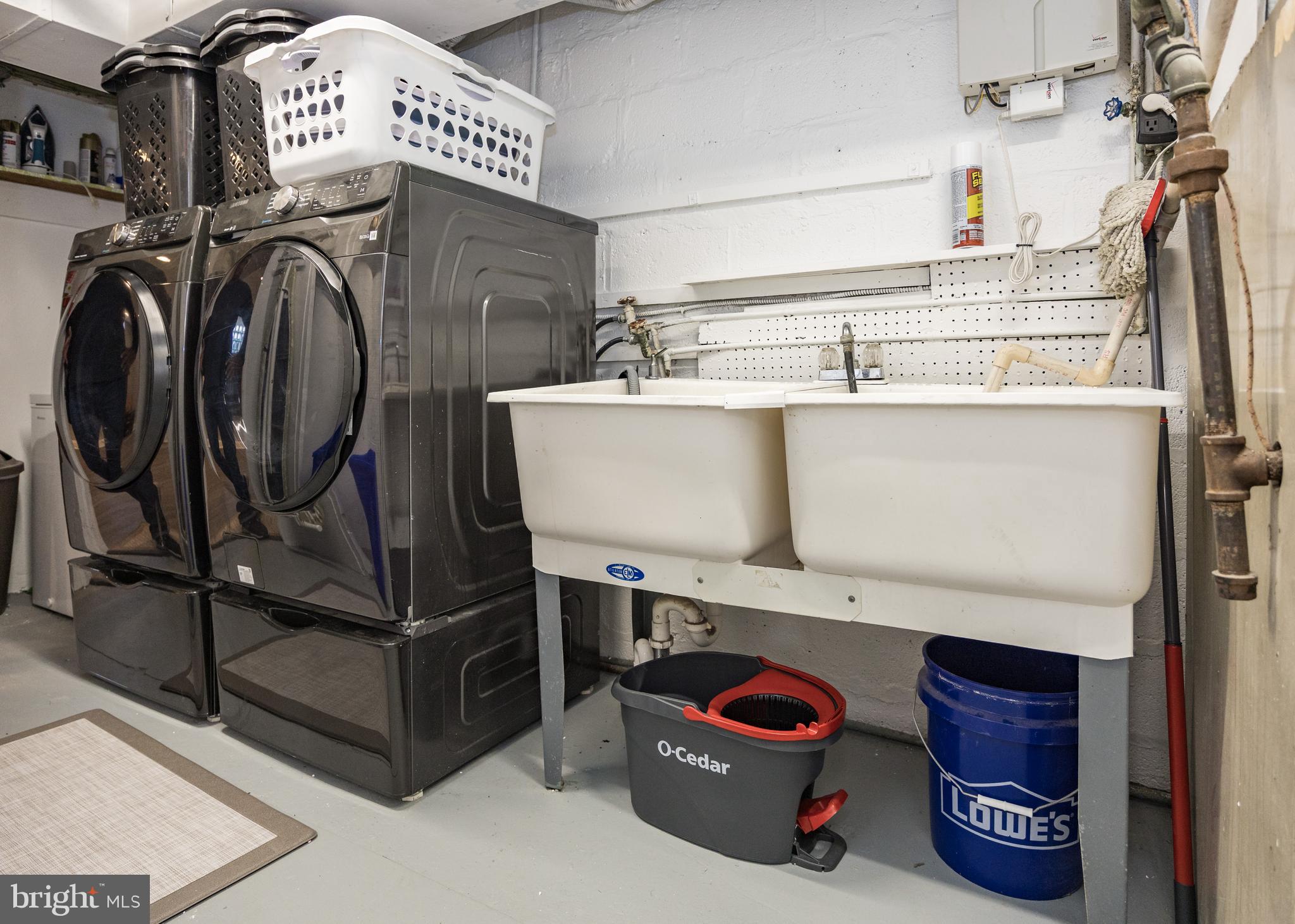 BURHOLME - Residential