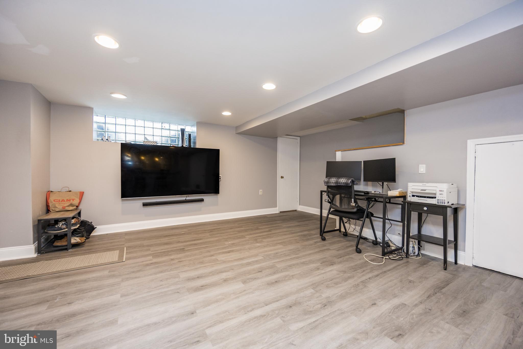 BURHOLME - Residential