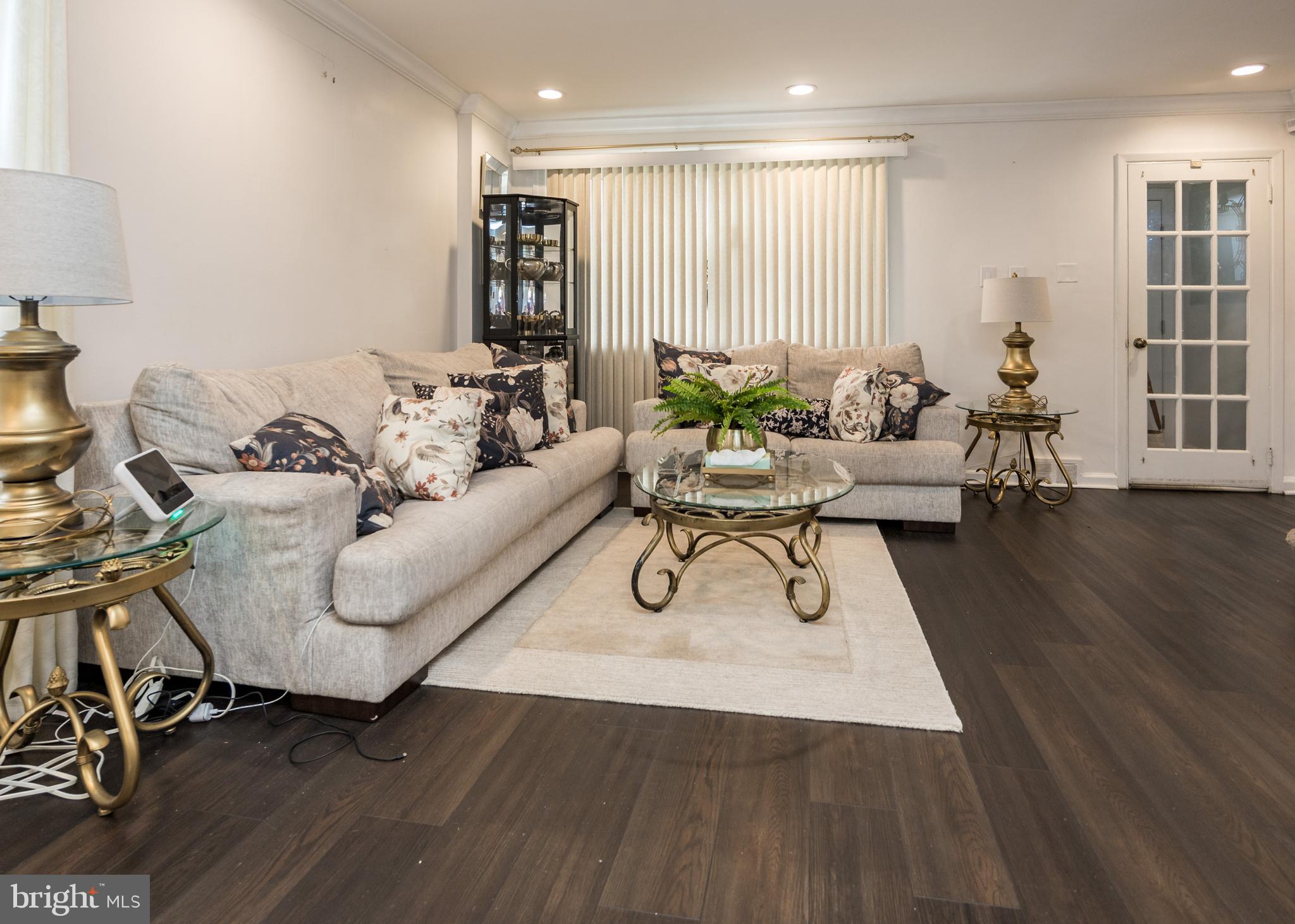 BURHOLME - Residential