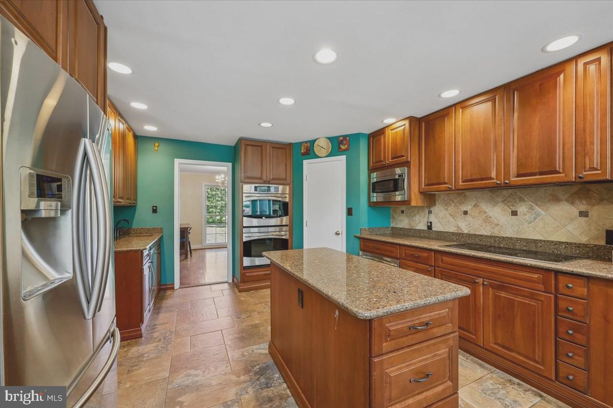 ANCIENT OAK - Residential