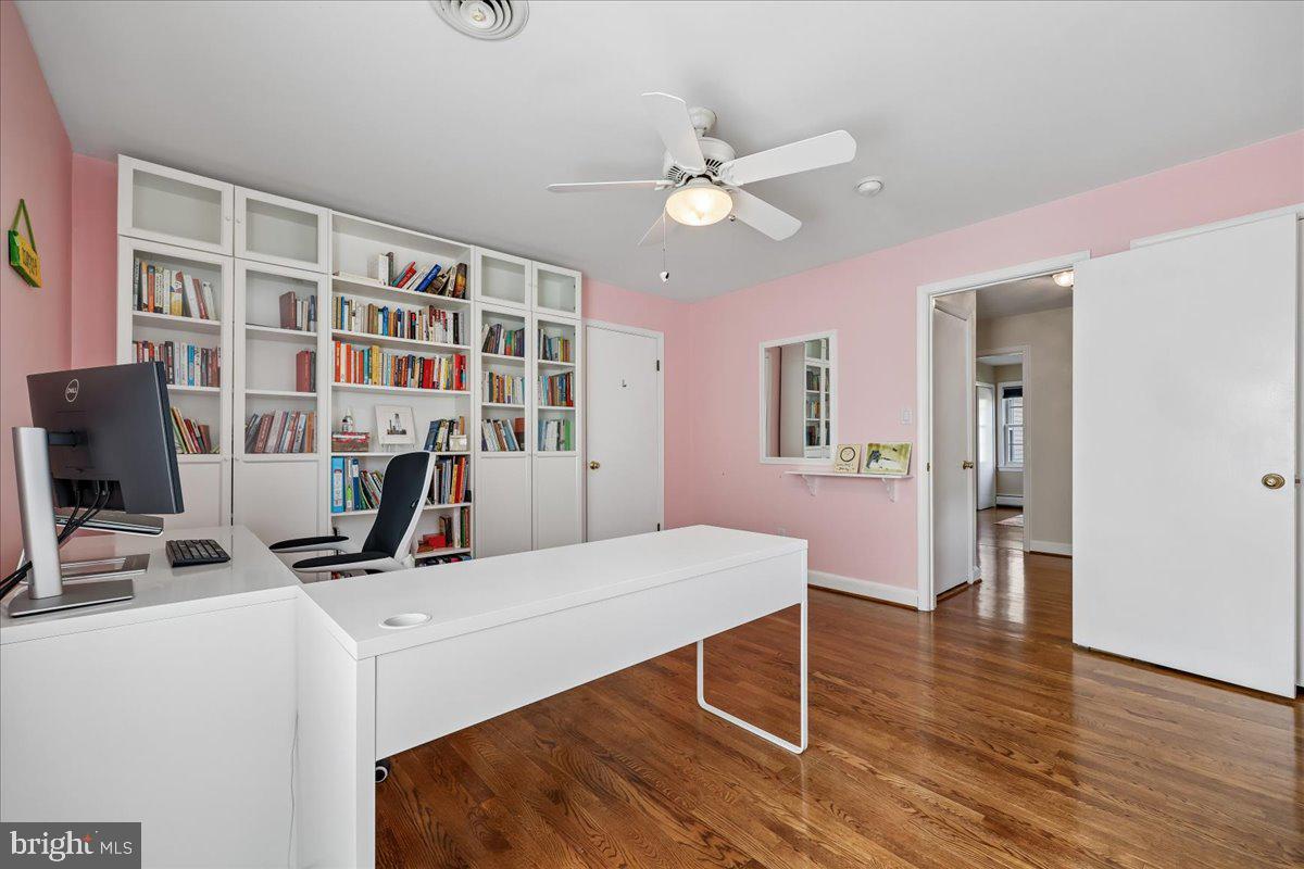 ANCIENT OAK - Residential