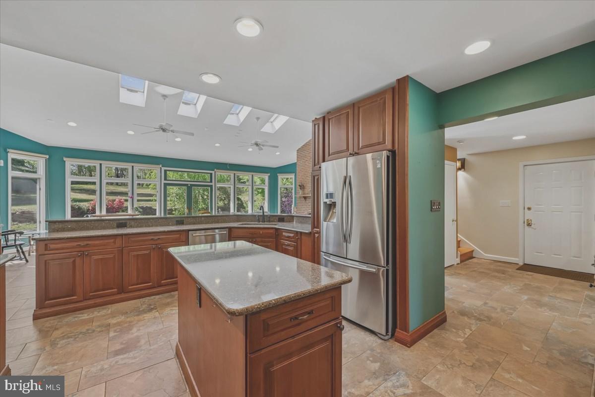 ANCIENT OAK - Residential