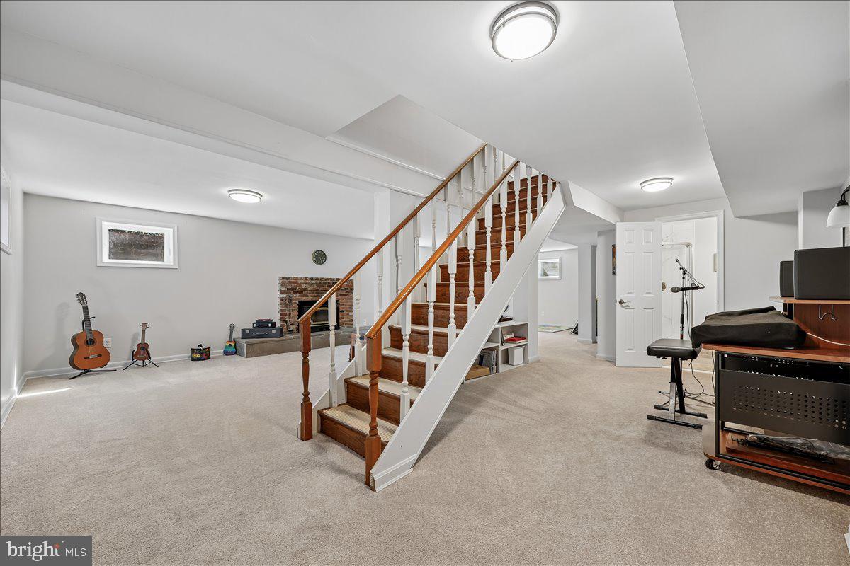 ANCIENT OAK - Residential