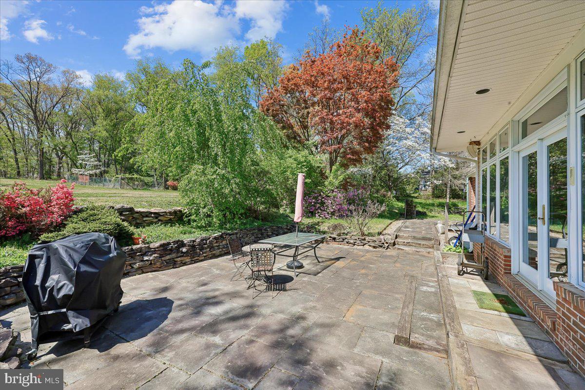 ANCIENT OAK - Residential