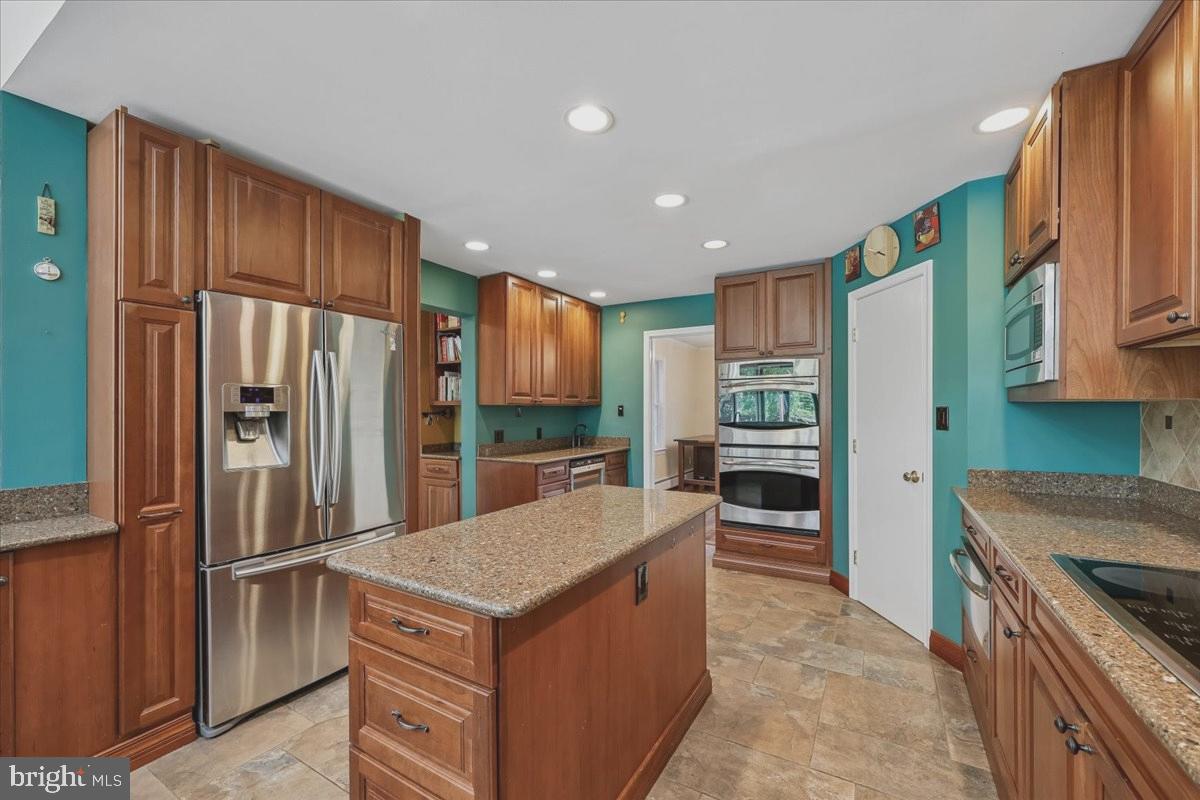 ANCIENT OAK - Residential