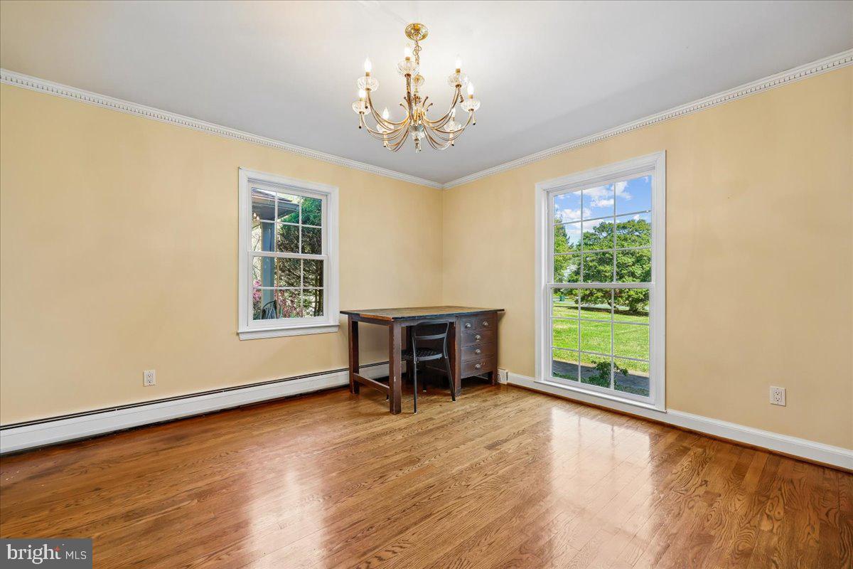 ANCIENT OAK - Residential