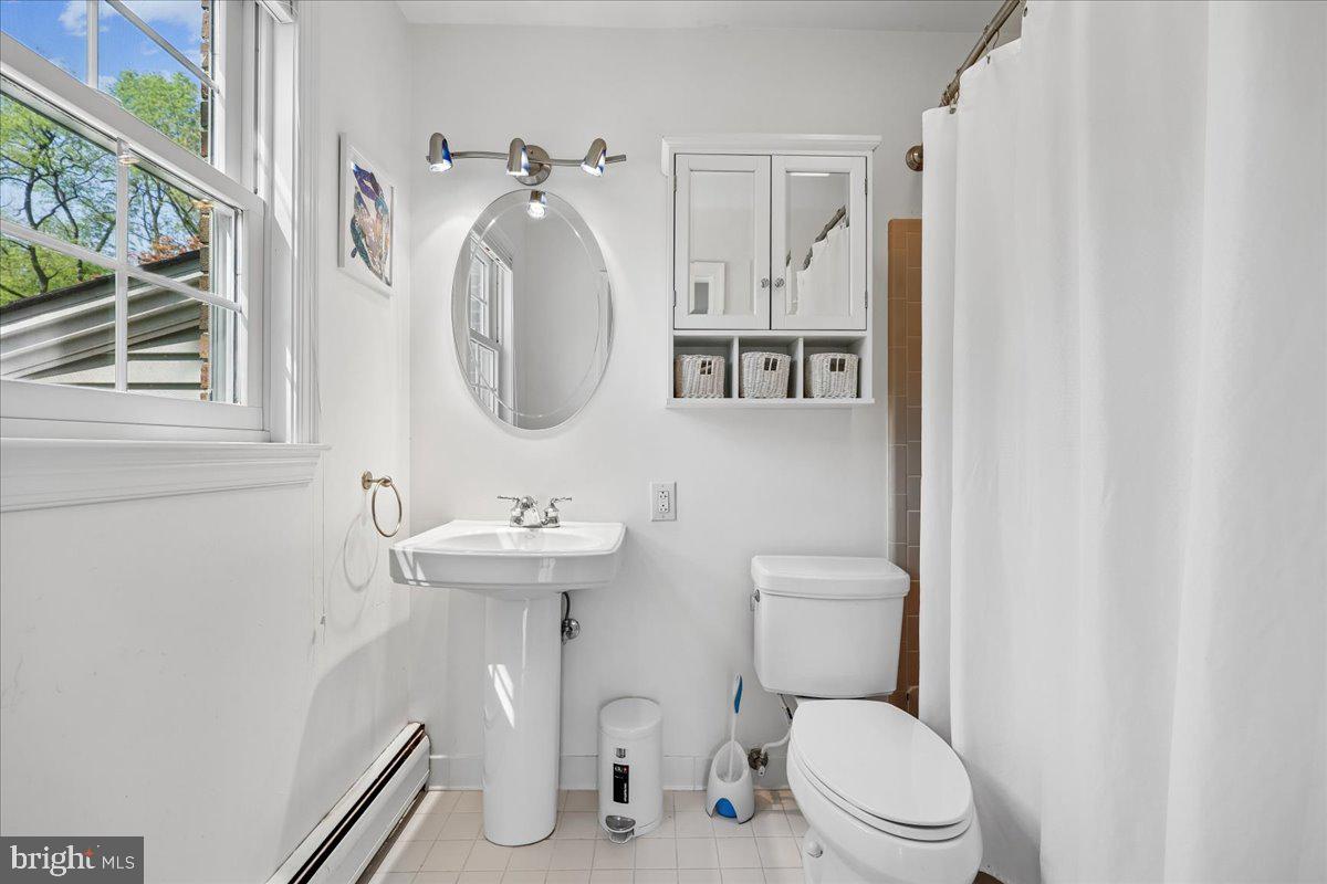 ANCIENT OAK - Residential