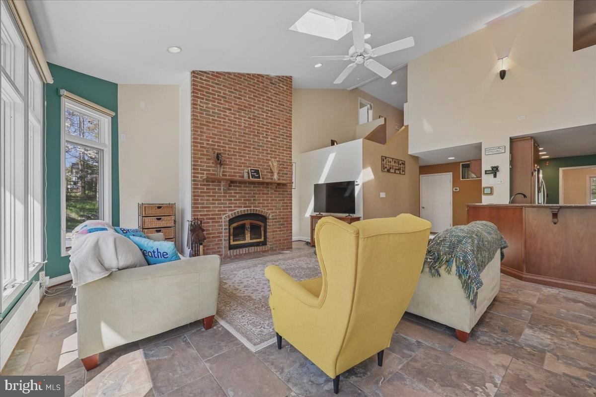 ANCIENT OAK - Residential