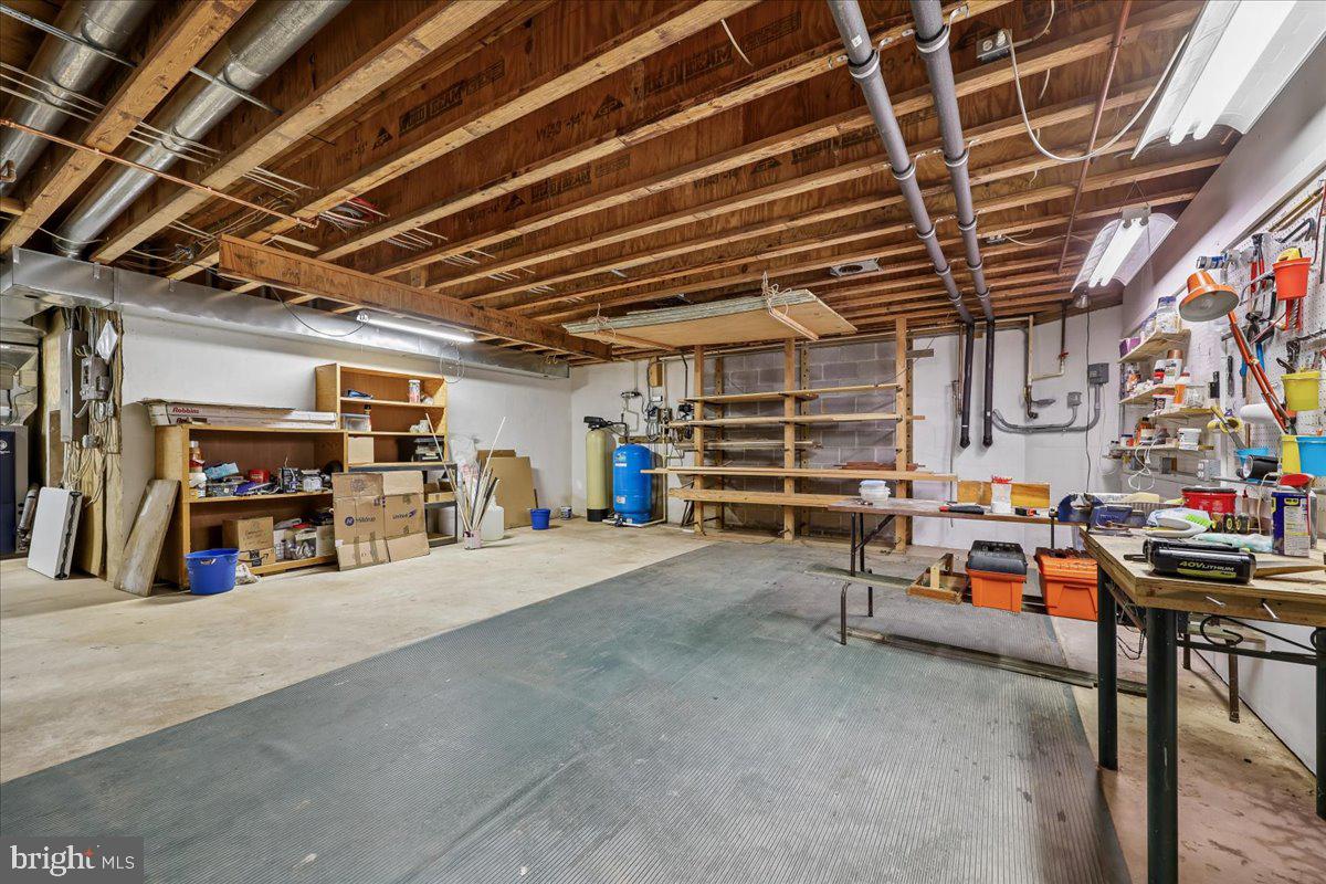 ANCIENT OAK - Residential