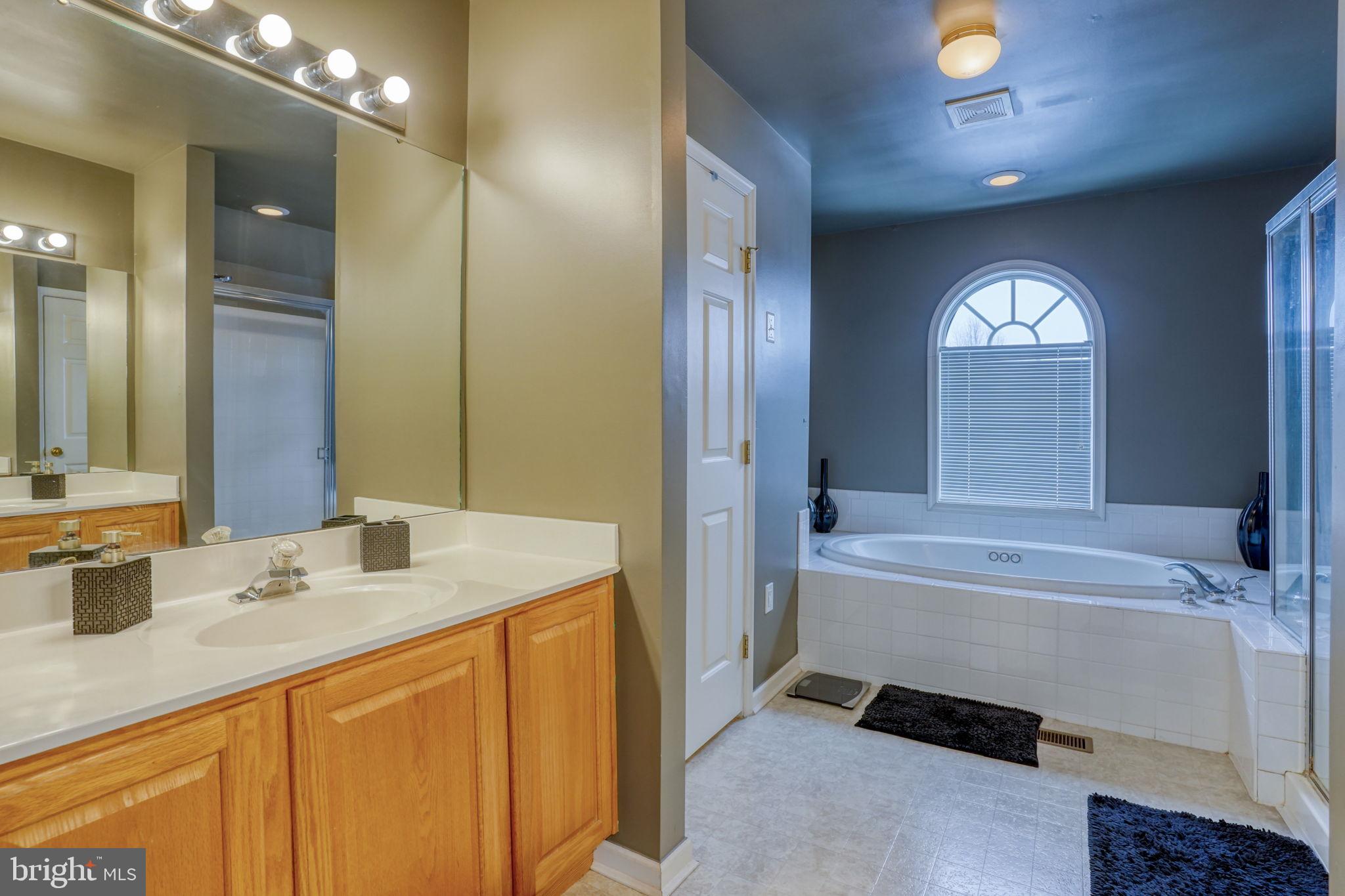 CANTWELL RIDGE - Residential