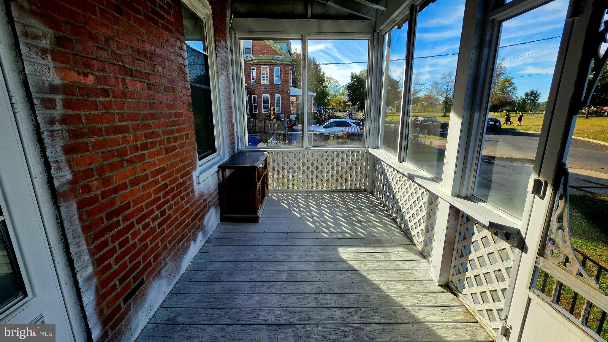 22 RIVERSIDE AVENUE