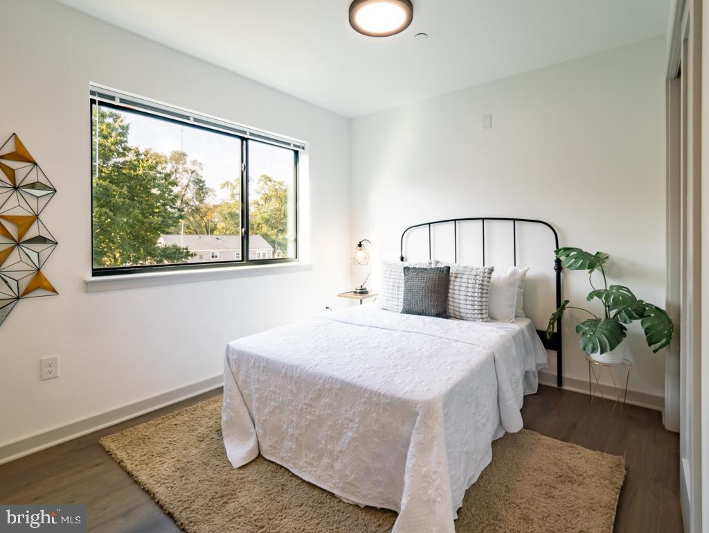 ROXBOROUGH - Residential Lease