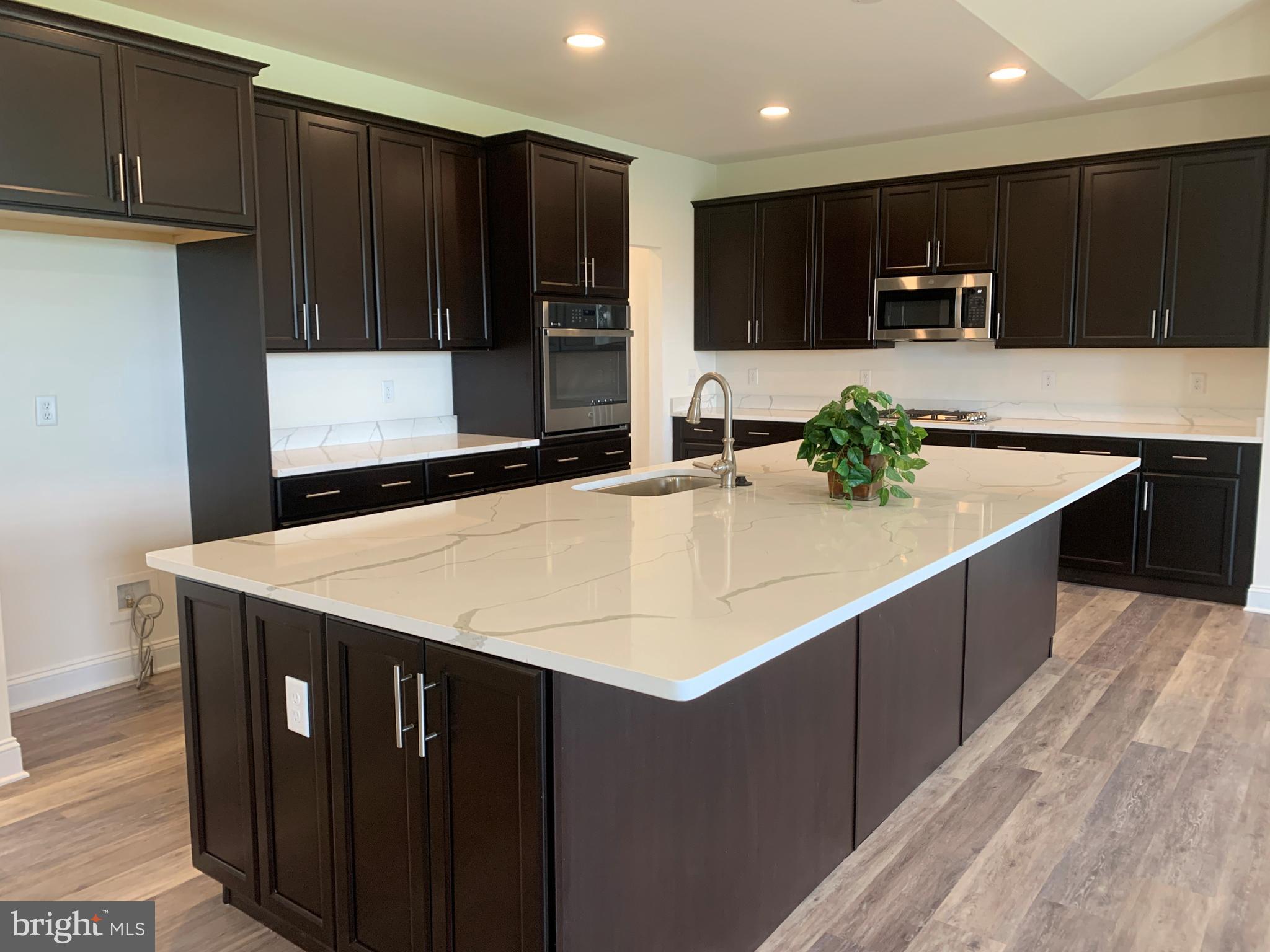 ROTHWELL ESTATES - Residential