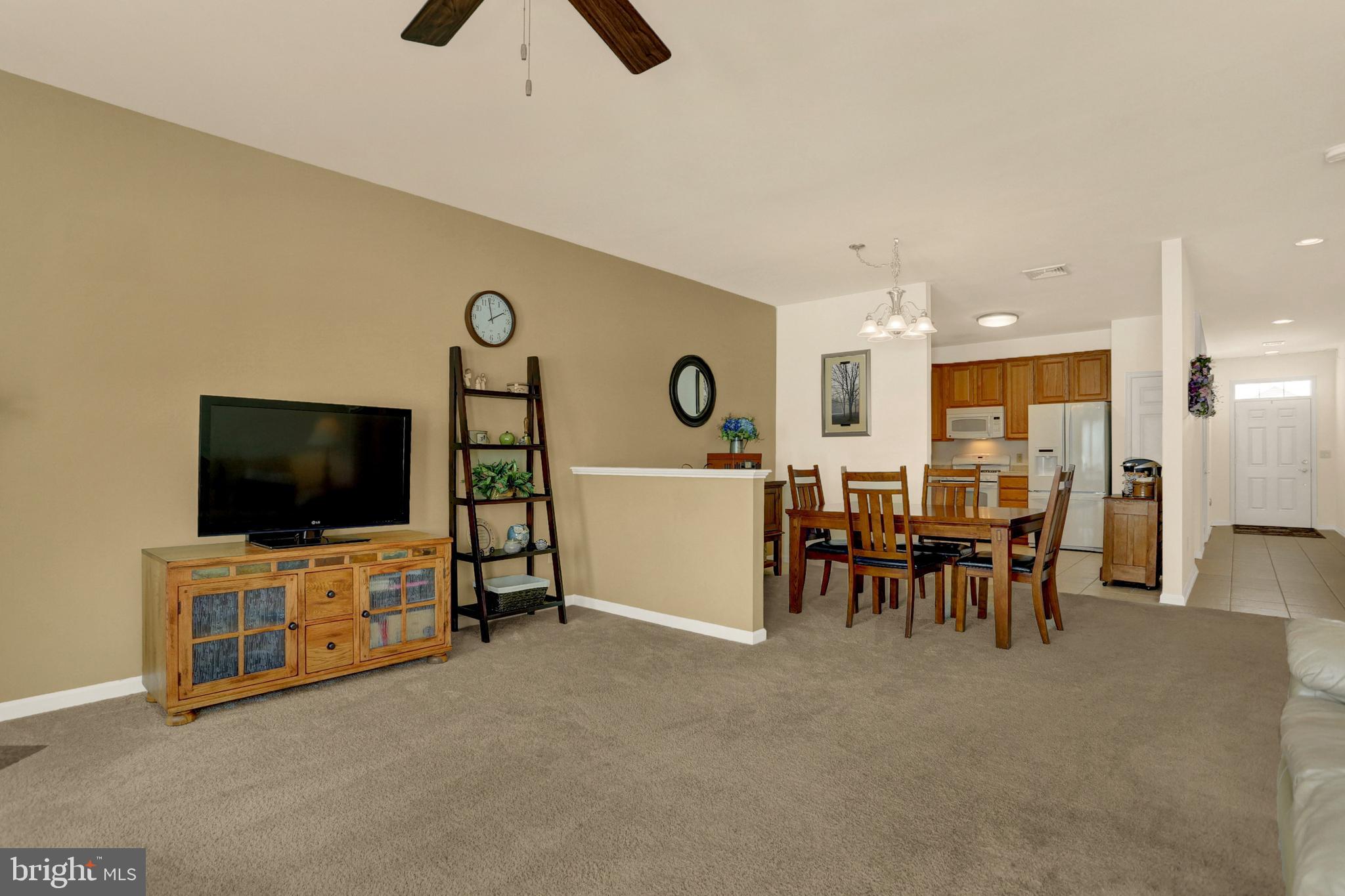 LEHMAN'S CROSSING - Residential