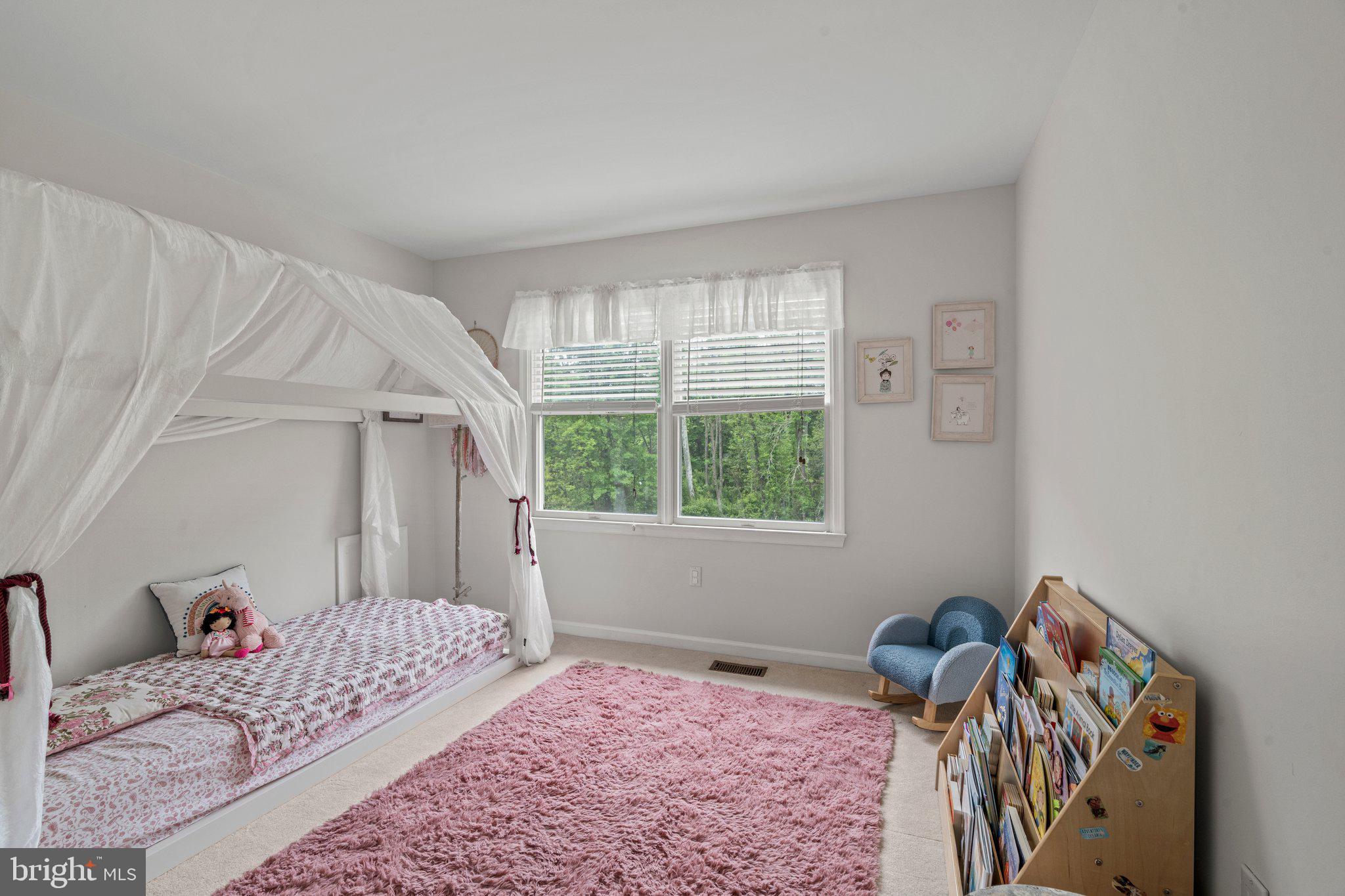 BRIDLE ESTATES - Residential