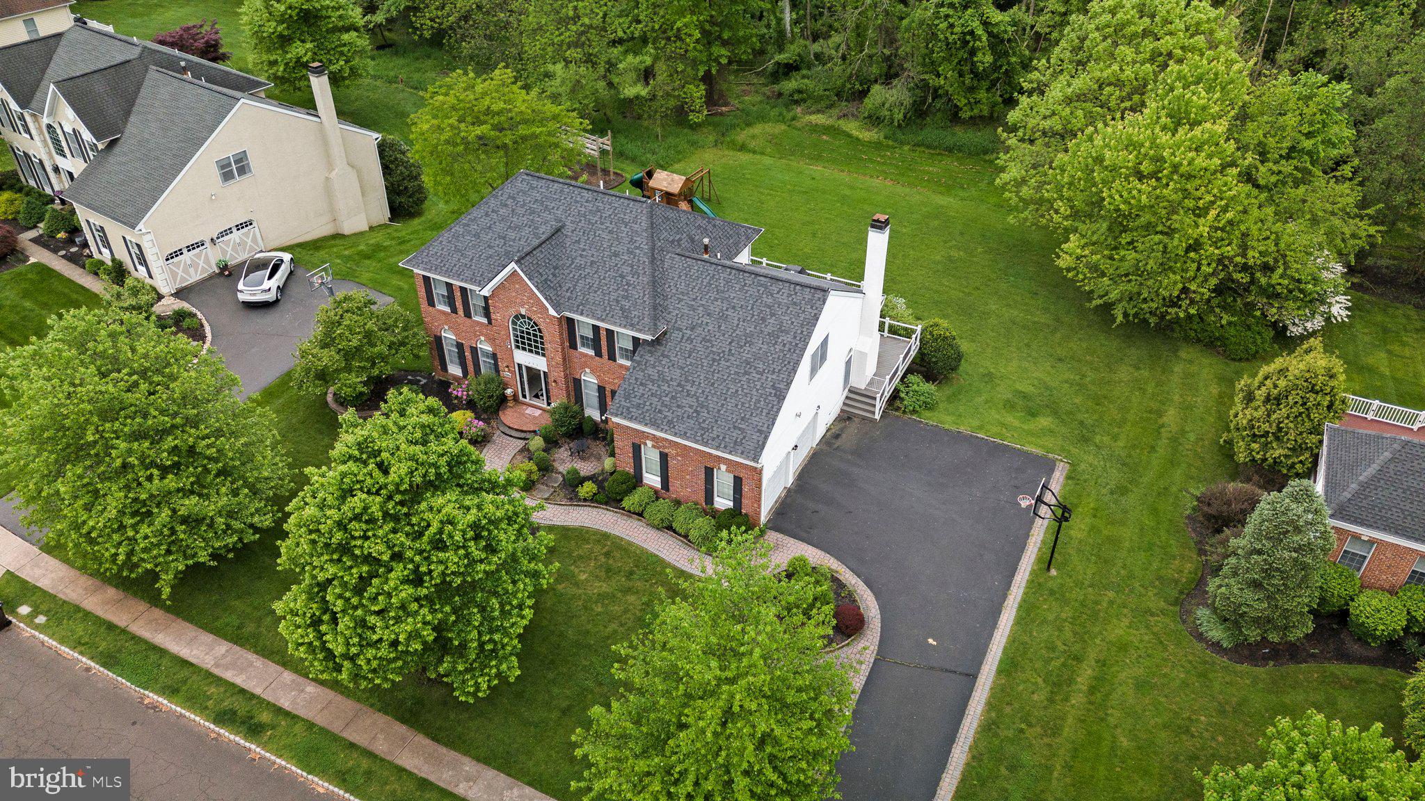 BRIDLE ESTATES - Residential