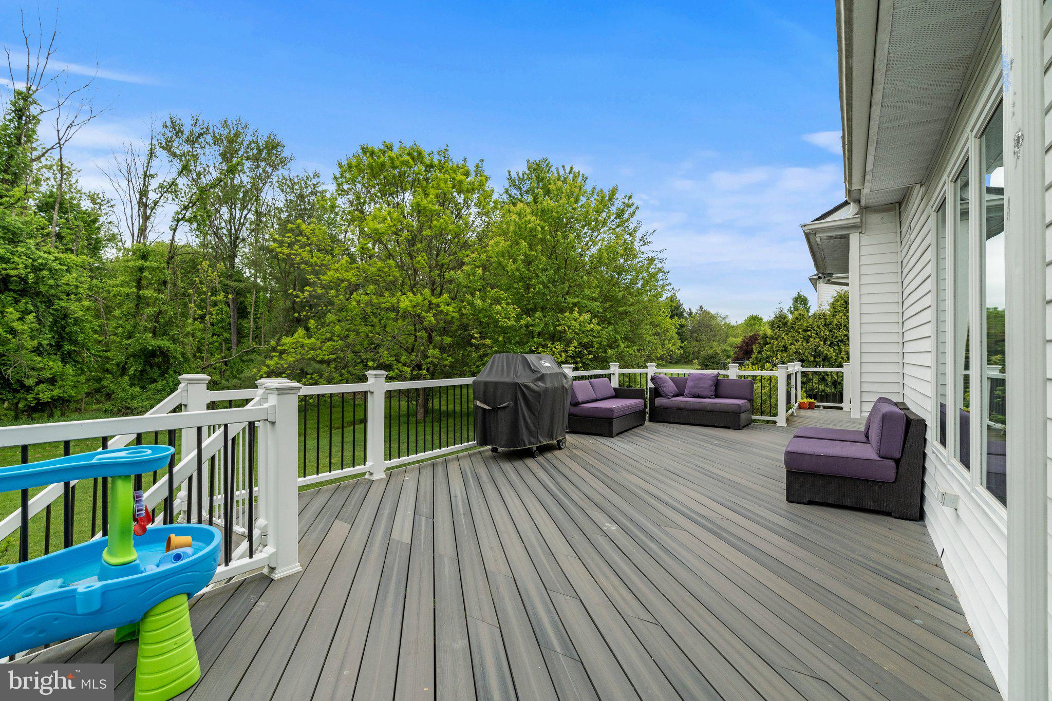 BRIDLE ESTATES - Residential