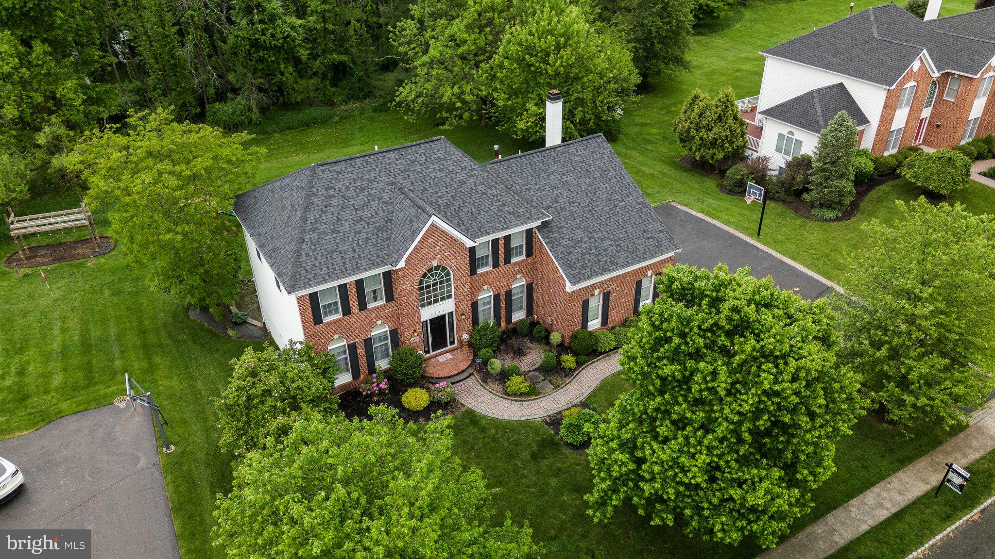 BRIDLE ESTATES - Residential