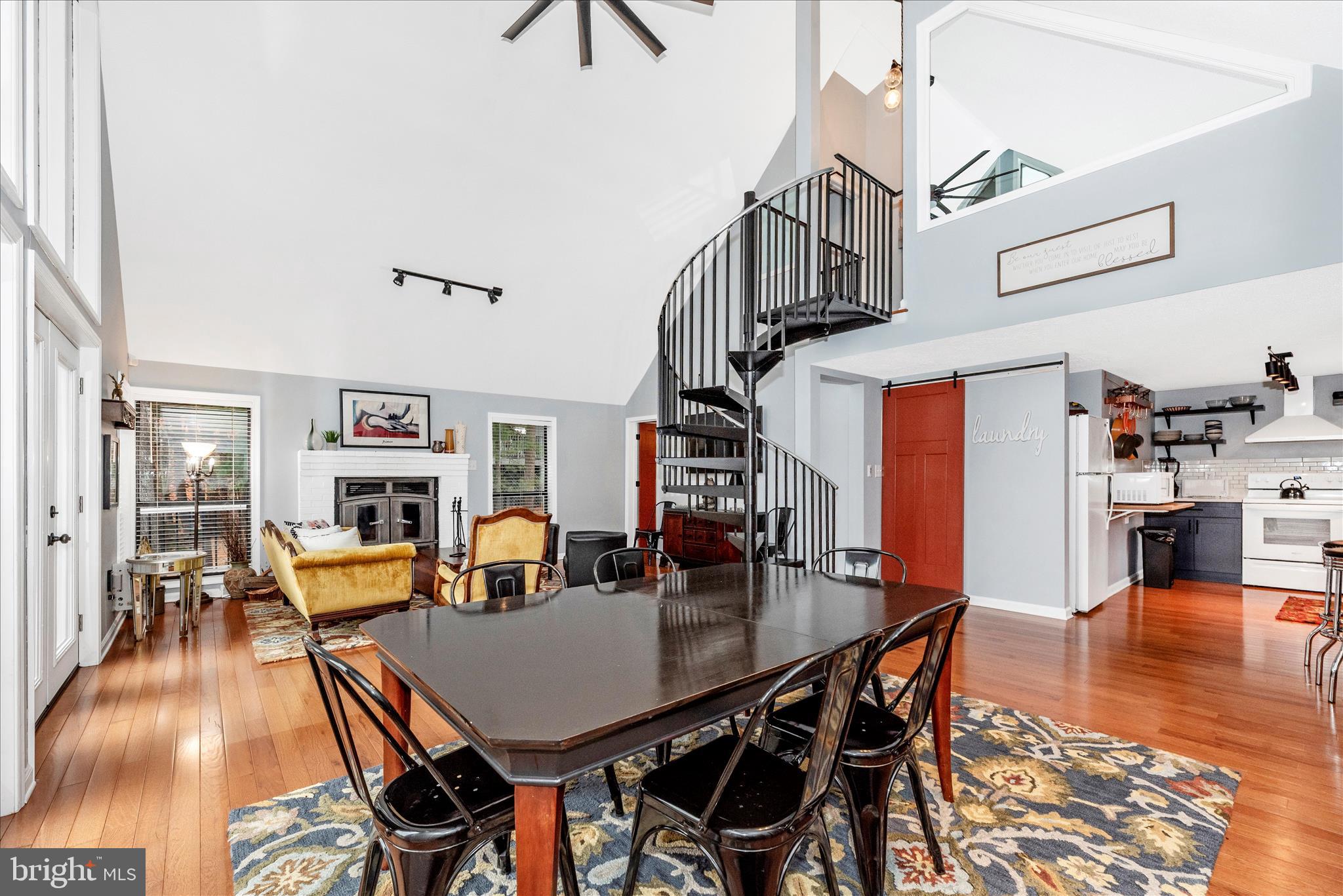 THE WOODS - Residential