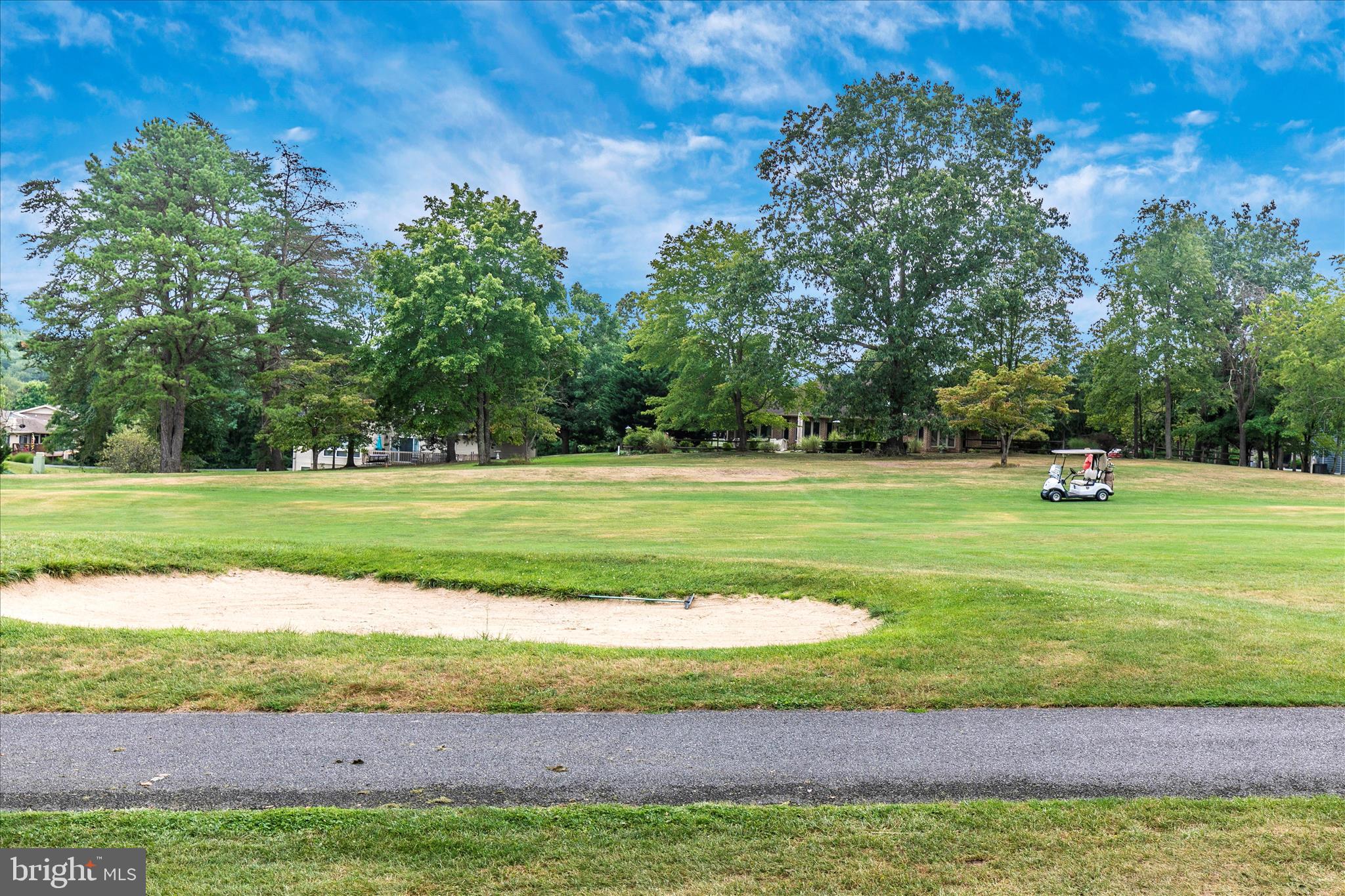 THE WOODS - Residential