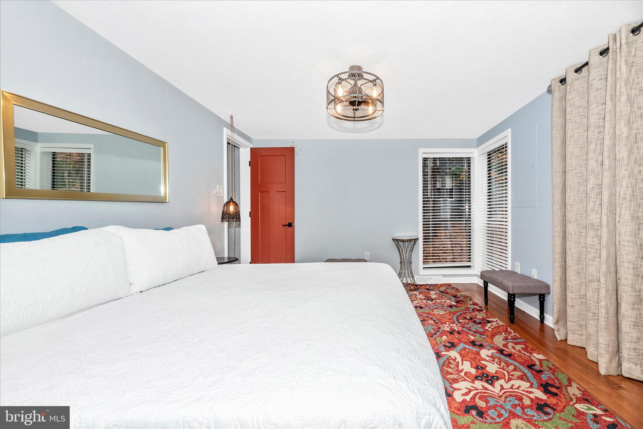 THE WOODS - Residential