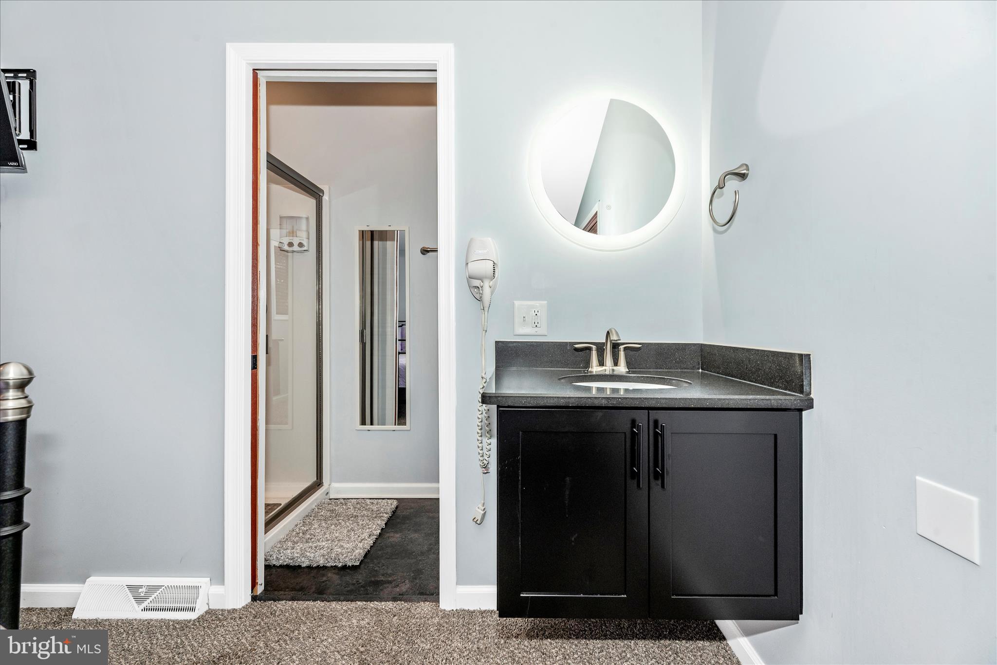 THE WOODS - Residential